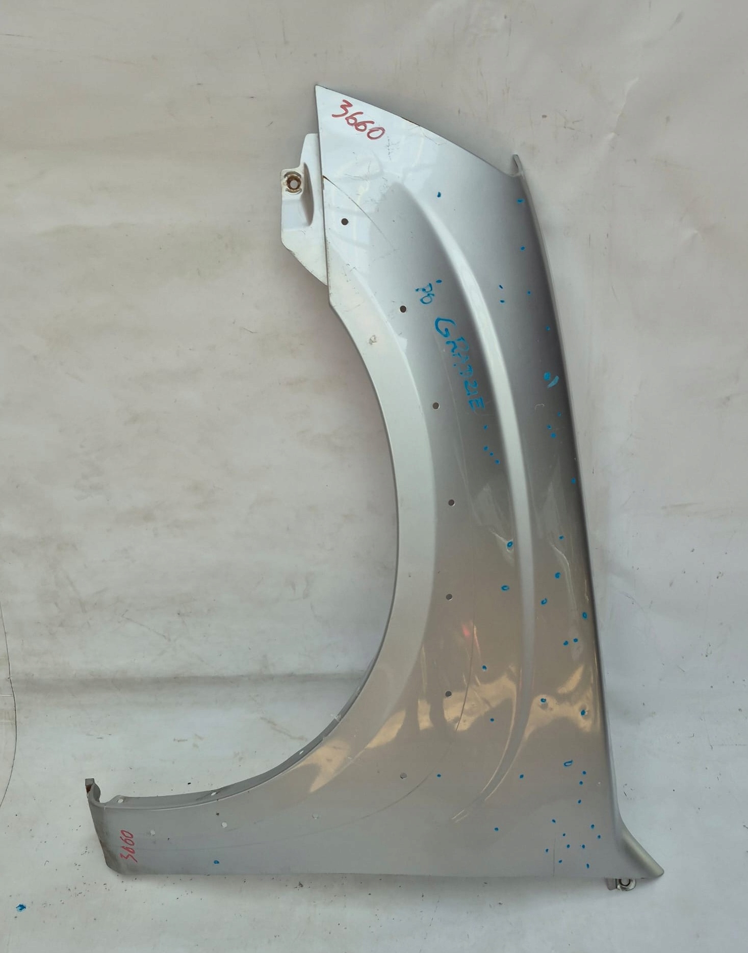ISUZU D-MAX and LIFT 07- fender left front front