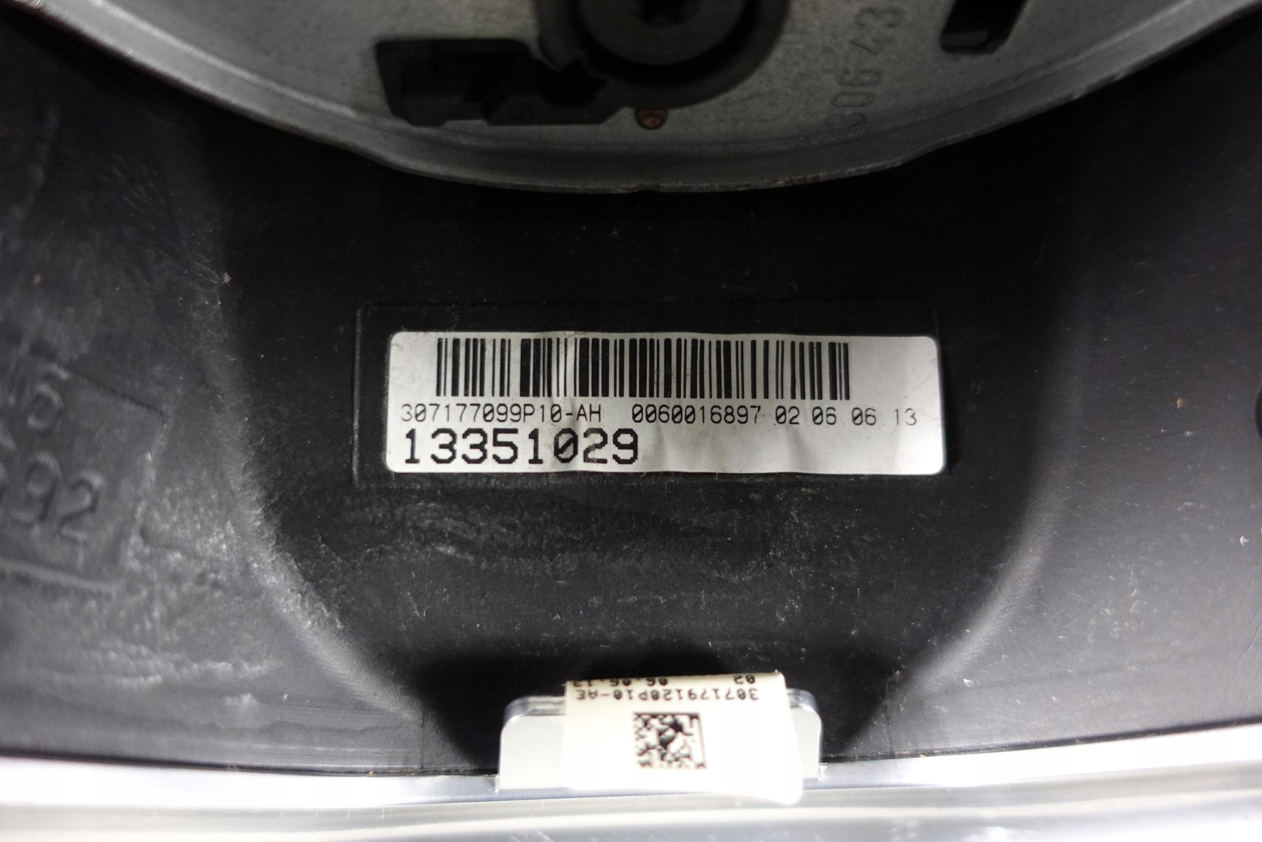 volant cuir cuir TEMPOMAT OPEL ASTRA J 4 IV 13351029