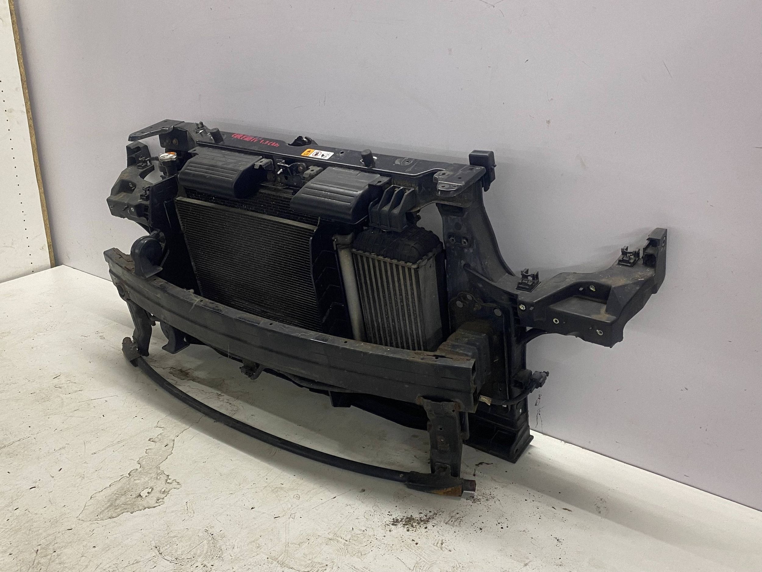 face avant traverse de fer KIA CARENS IV 1.7 CRDI (2013-2016)