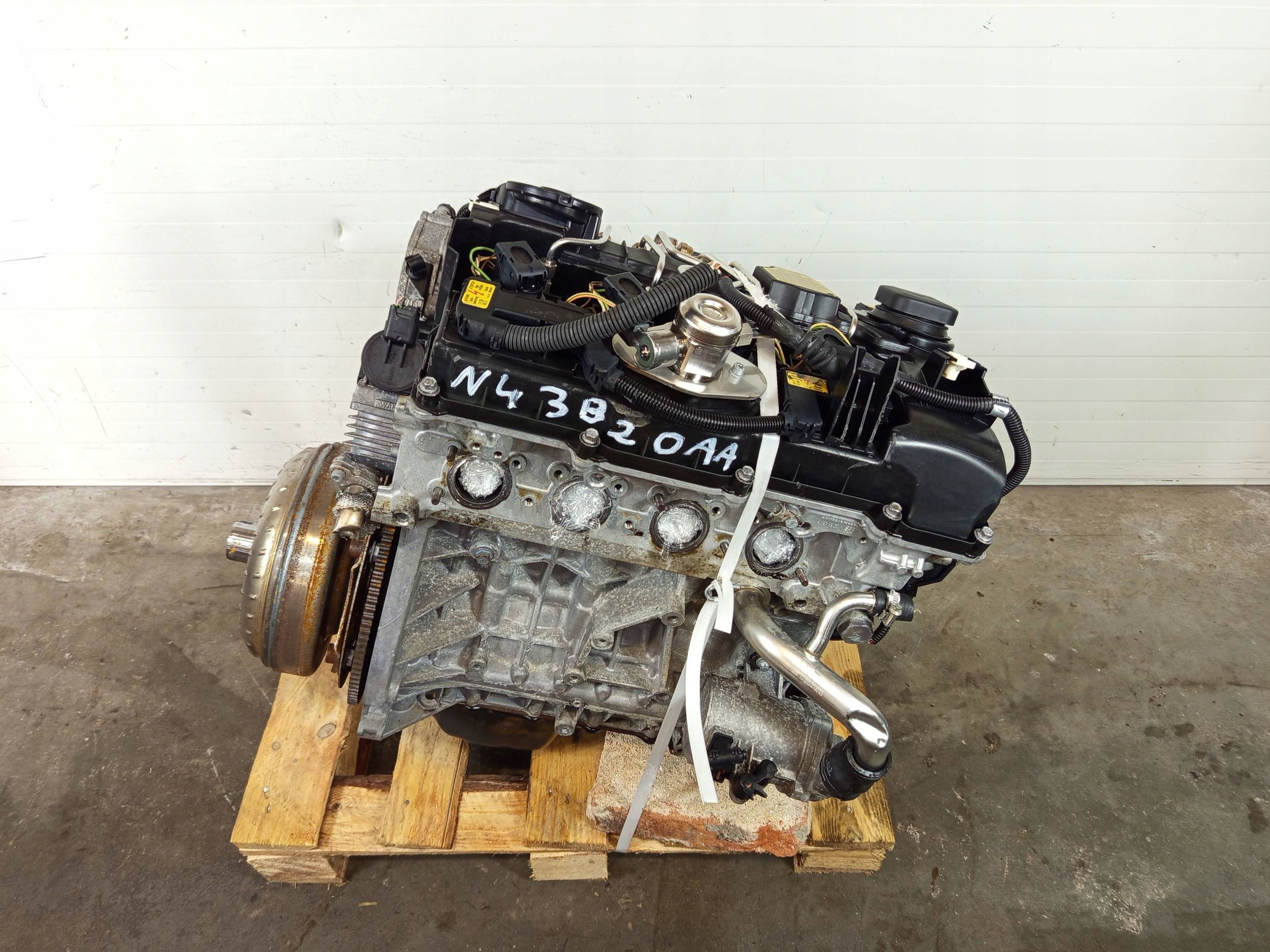 двигатель комплектный N43B20AA BMW 3 E90 E91 320i 1 E81 E87