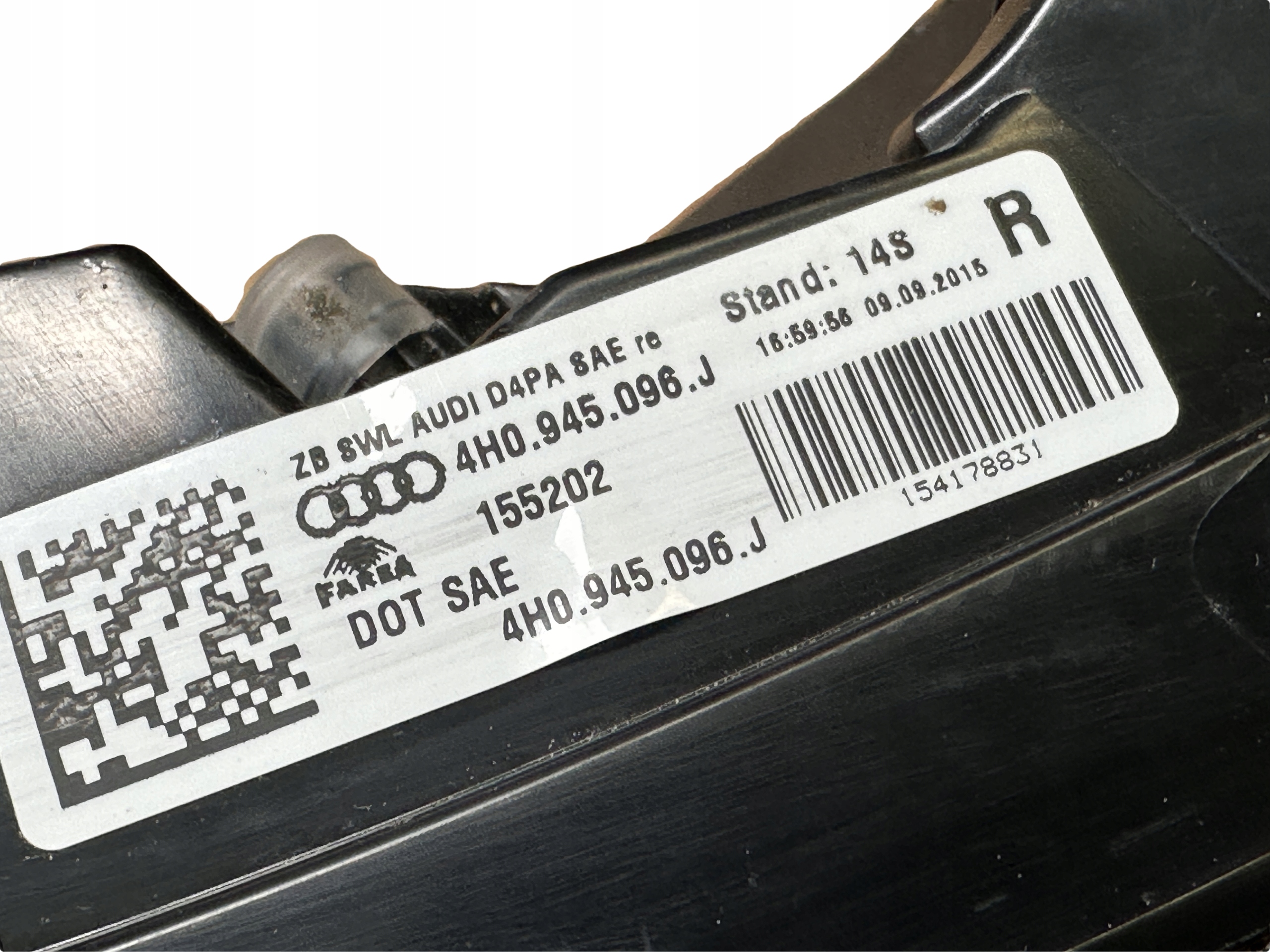AUDI A8 4H D4 LIFT light right rear part 4H0945096J USA