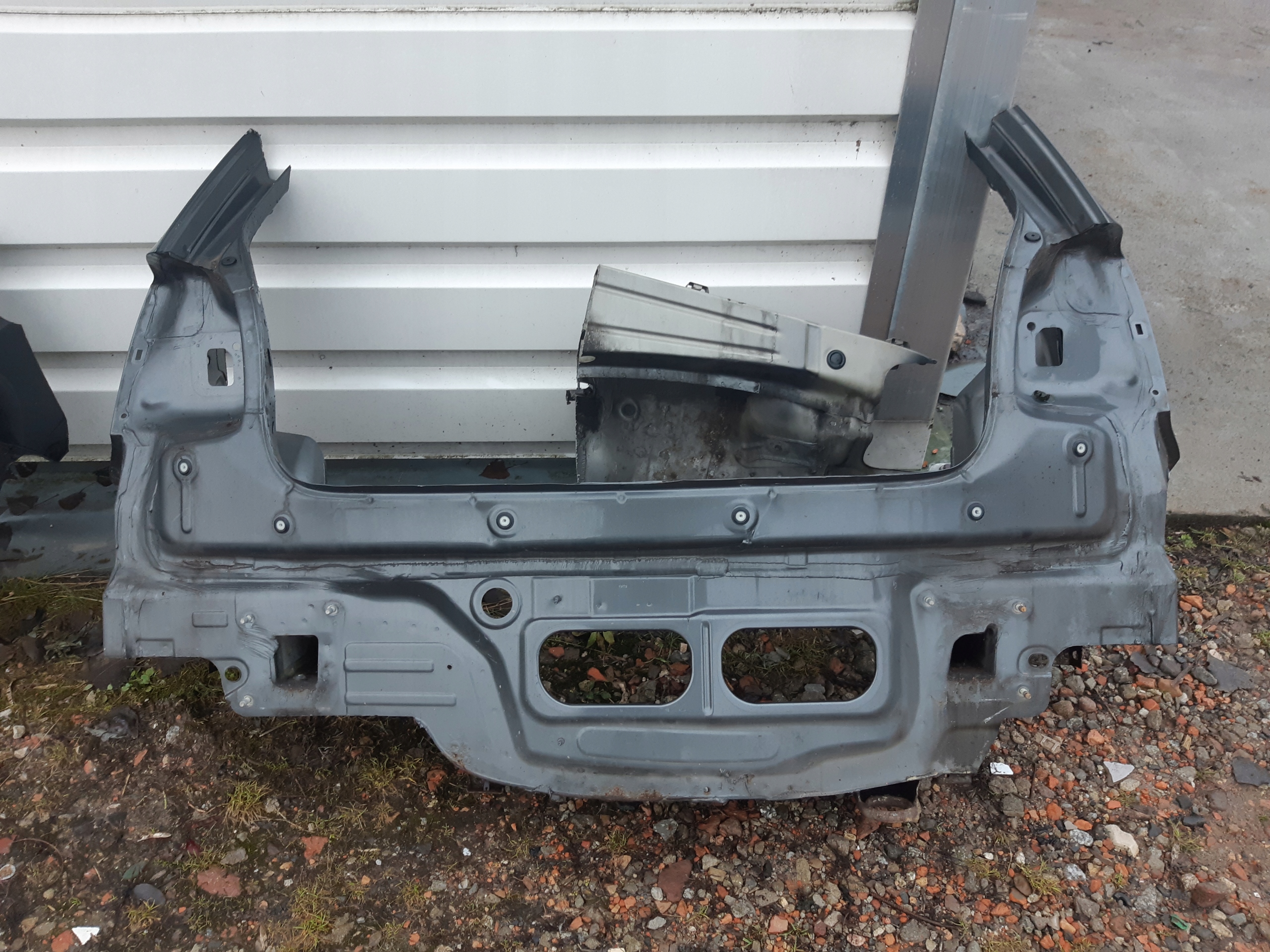 VW POLO Vrc ЧЕТВЕРТИНА ЗАД. ПЕРЕДНЯ ПАНЕЛЬ ОКУЛЯРИ 5 ДВЕРІ 3 ДВЕРІ