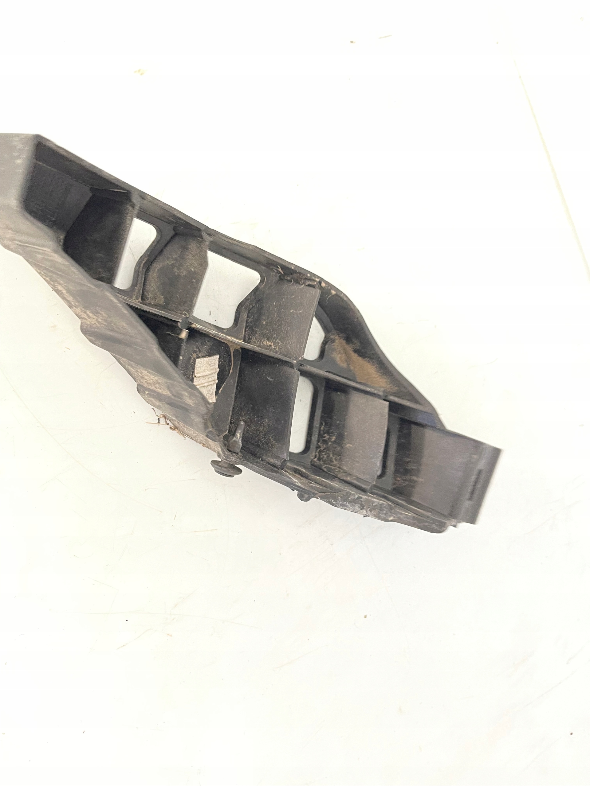 bumper bracket 5F0807377 SEAT LEON III 5F left rear original