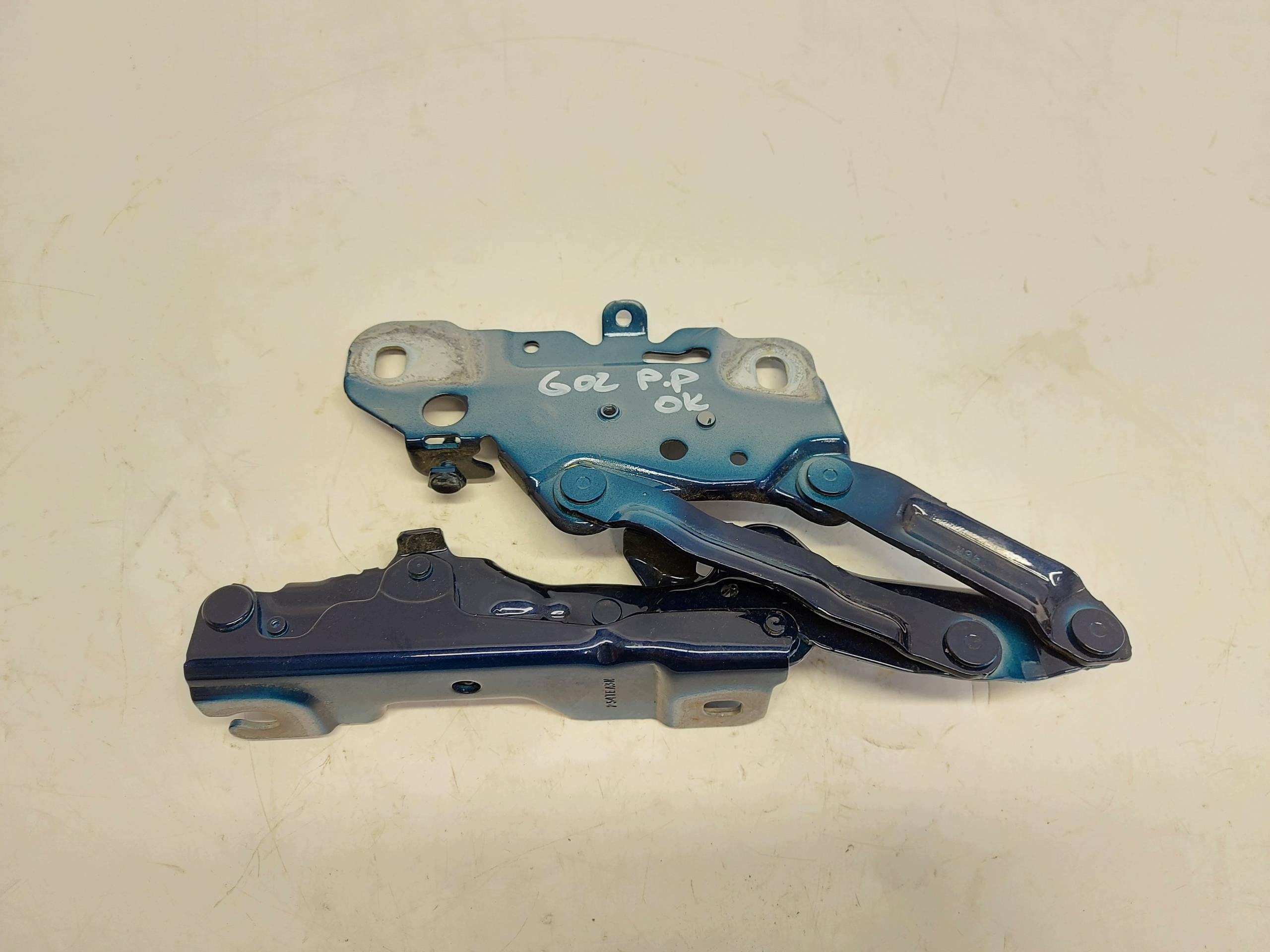 BMW G02 X4 M40i 2023r hinge bonnets left right komplet