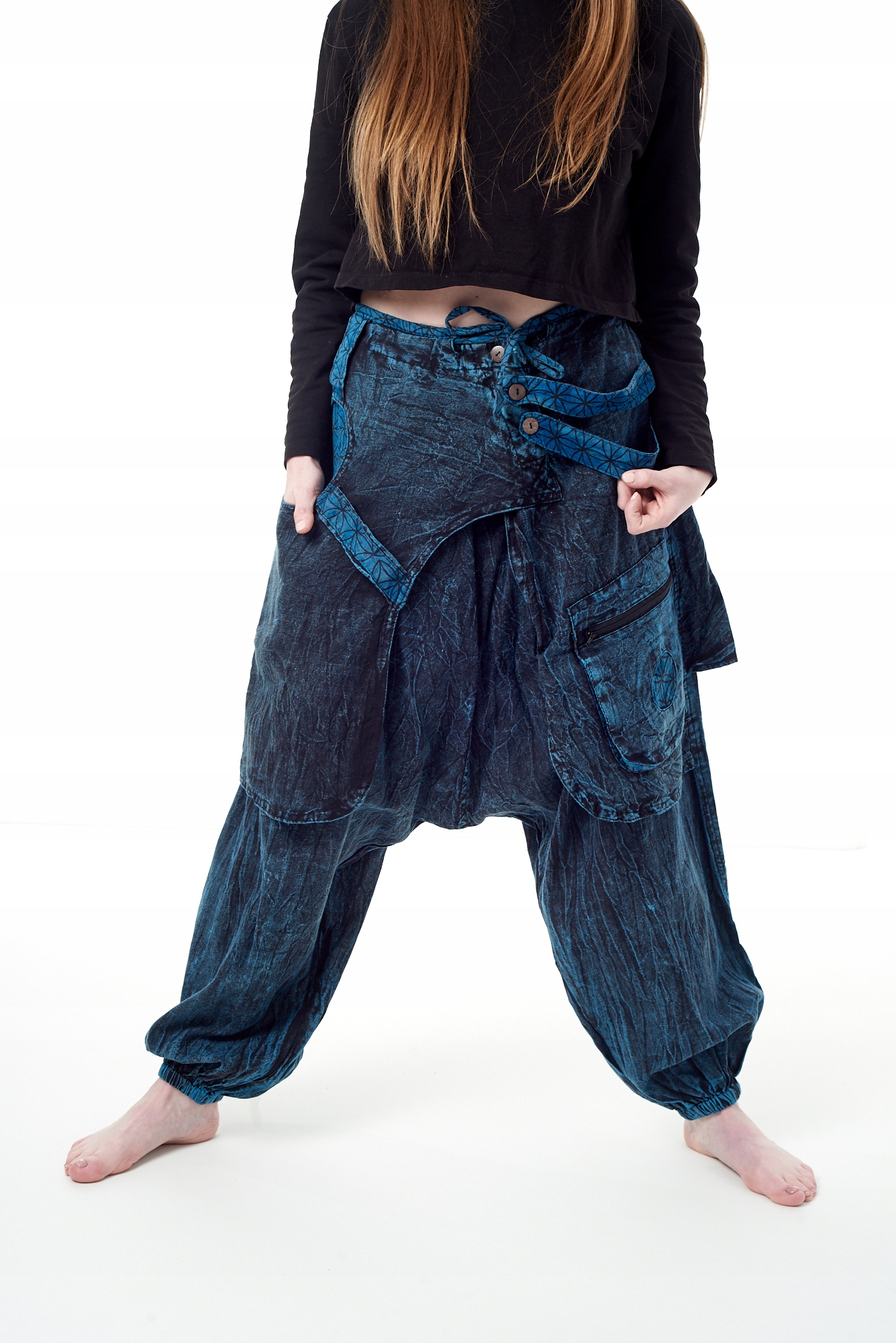 Vrstvené šavary s polovinami ninja pants aladinky vintage modré