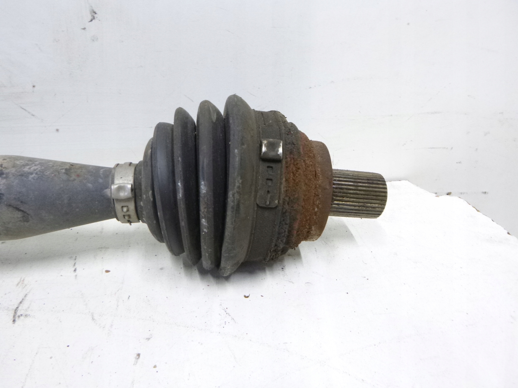 semi-axis front right VW Volkswagen Golf V 1.4 04r. joint