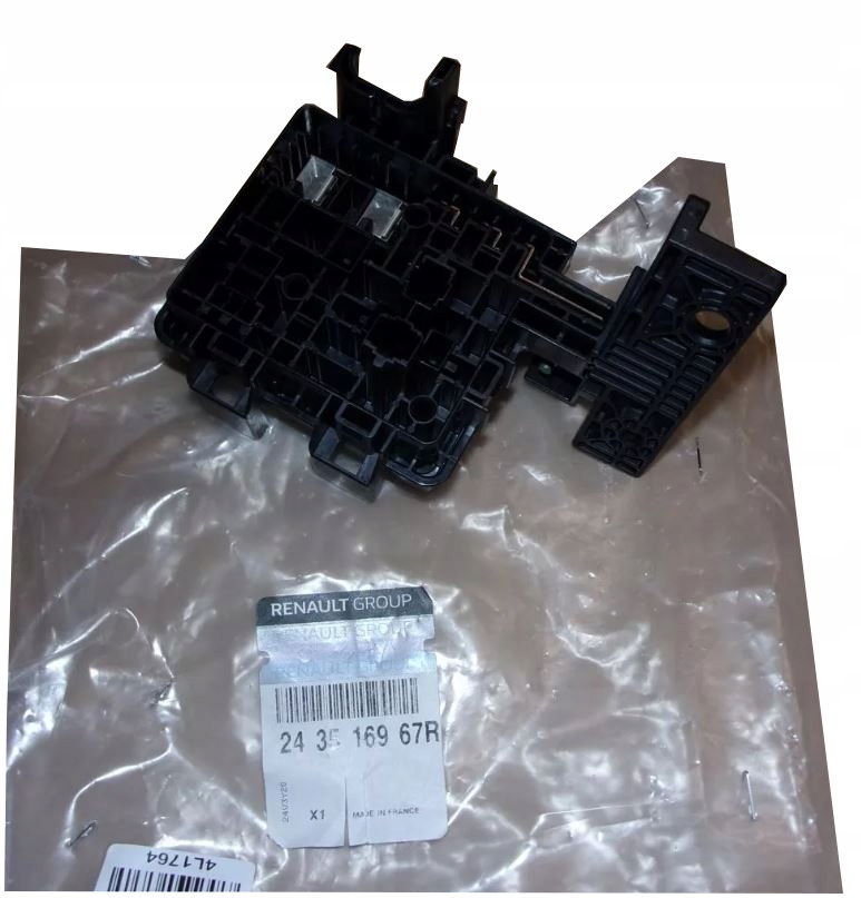 SKRZYNKA BEZPIECZNIKÓW R MEGANE III 243516967R