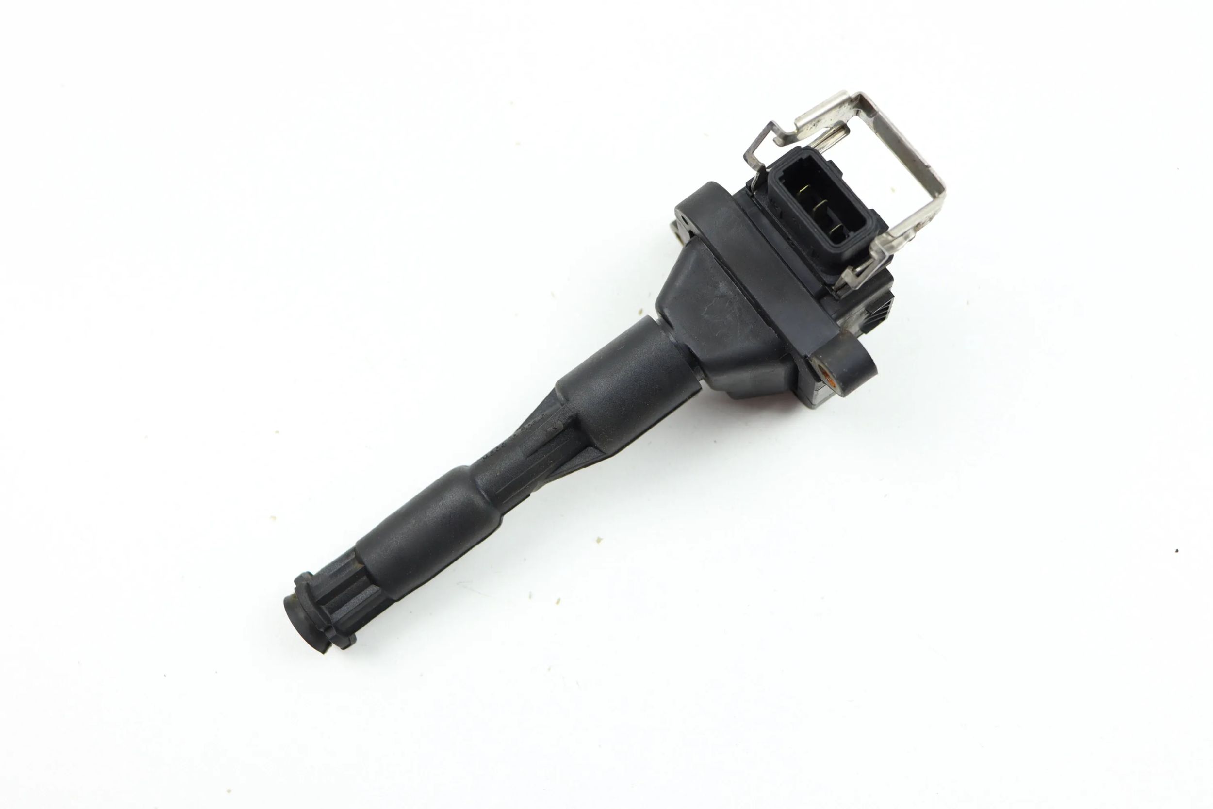 BMW E46 E39 coil ignition 2.0B 1703227 0221504004