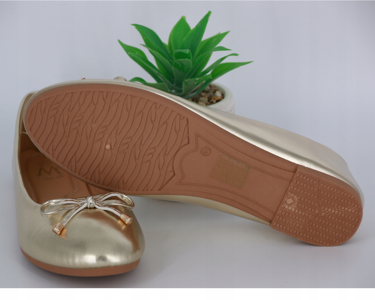 BALERINY SKÓRZANE BUTY DAMSKIE WYGODNE ZŁOTE KOMFORTOWE ELEGANCKIE 43 Kod producenta G4_DM2F-1