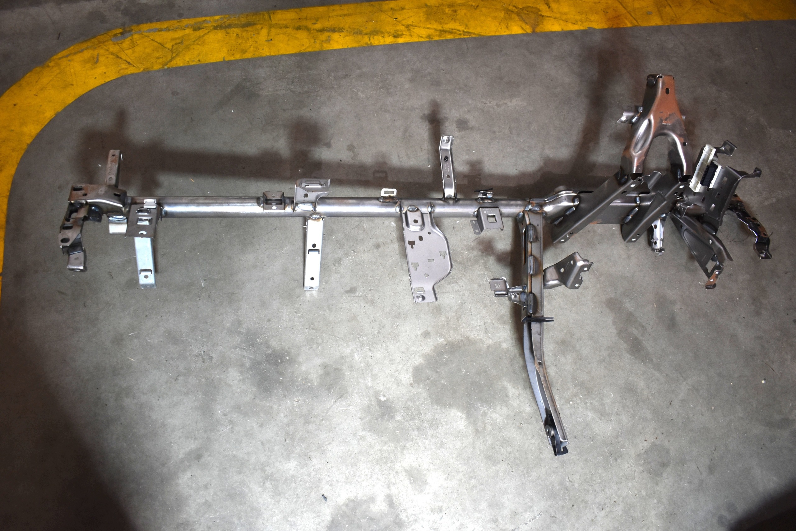 IDEALNY support part MERCEDES CLA W118 W177 1