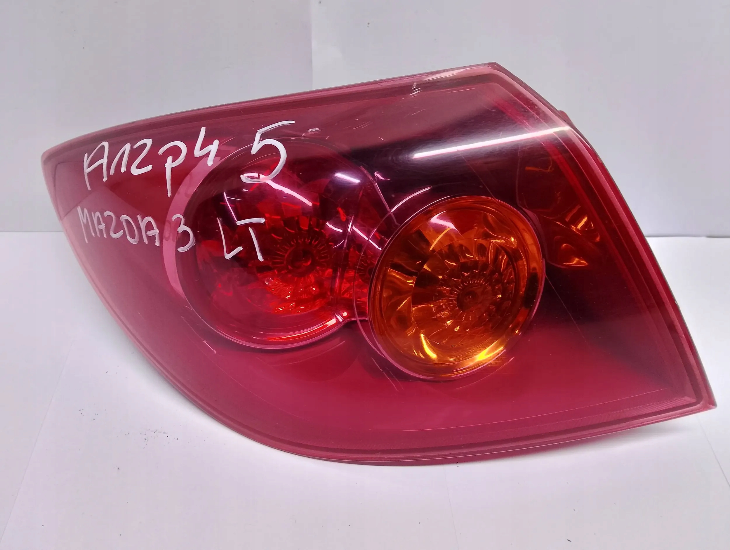 Mazda 3 and 2003 lights rear. 7443