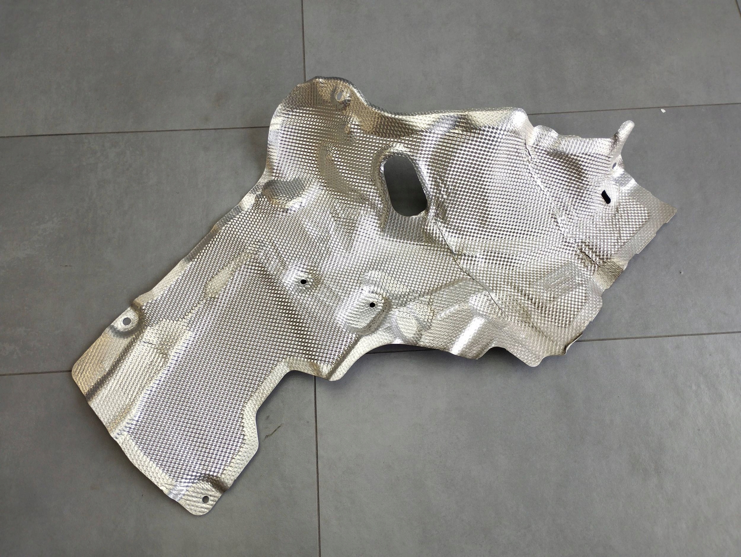 Mercedes-Benz GLC X253 Blende Abdeckung TERMICZNA A2536824400