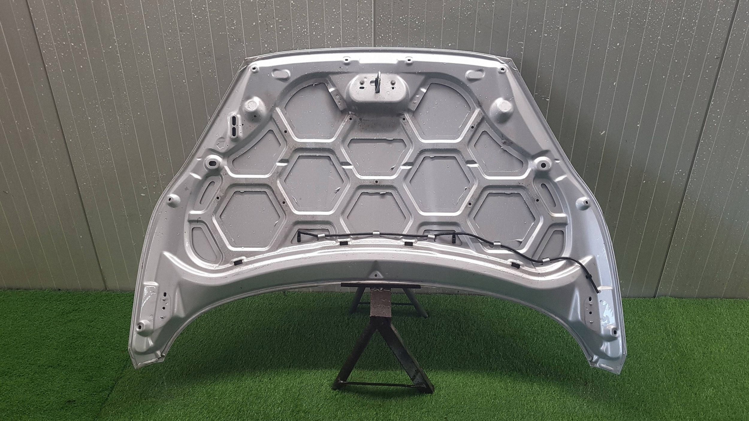 bonnet FORD FIESTA MK7 LIFT LAK 6C