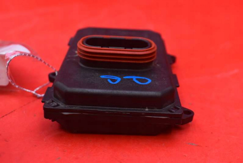 module steering XENON right 8U0941329 VW TOUAREG 2 II 7P 10-14