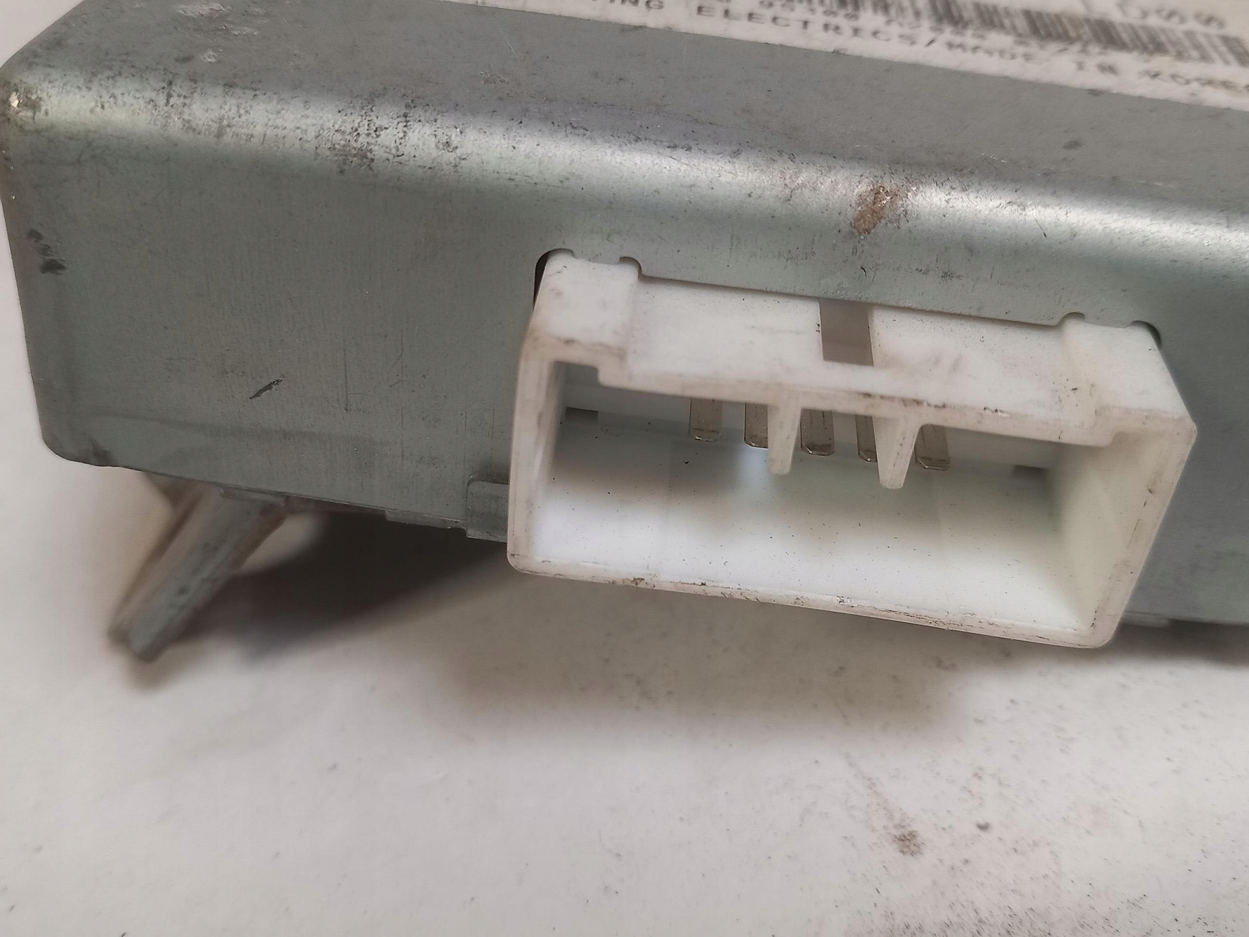 control unit module UNIT ASSY - LDC KIA CEED II 95300-A2000 12-18