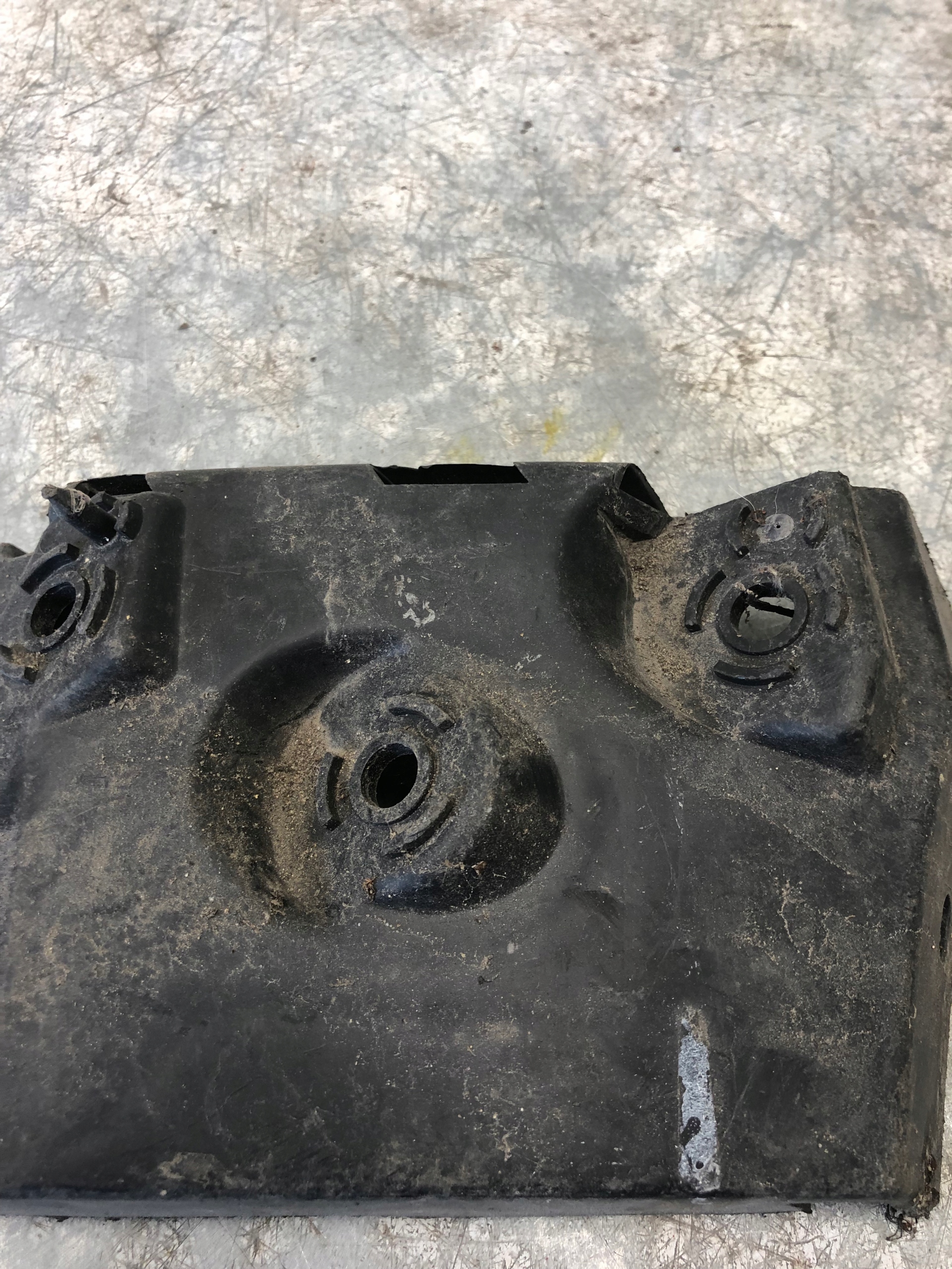 bumper bracket right front SEAT ALTEA 5P0807184A