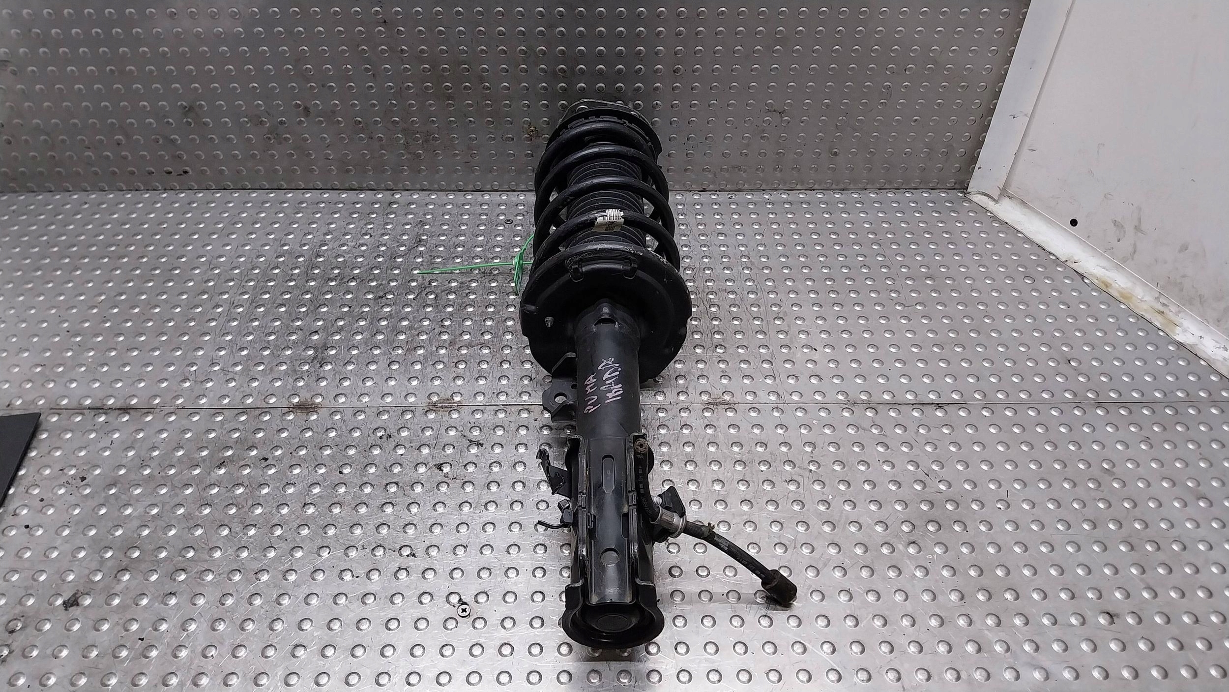 shock absorber right front L1TC-18045-MD FORD PUMA MK2