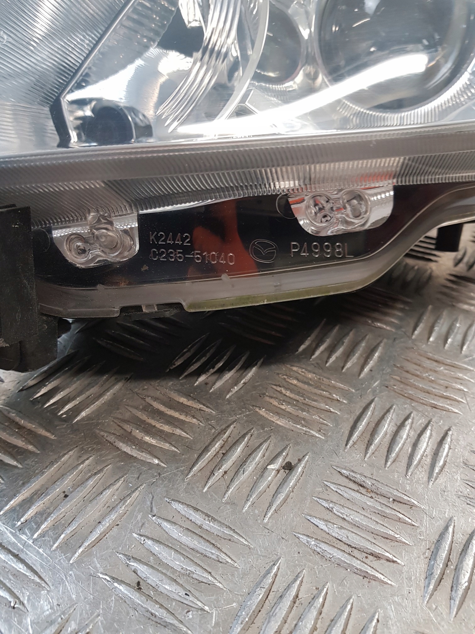 light left front P4998L MAZDA 5 and 06R- EUROPA