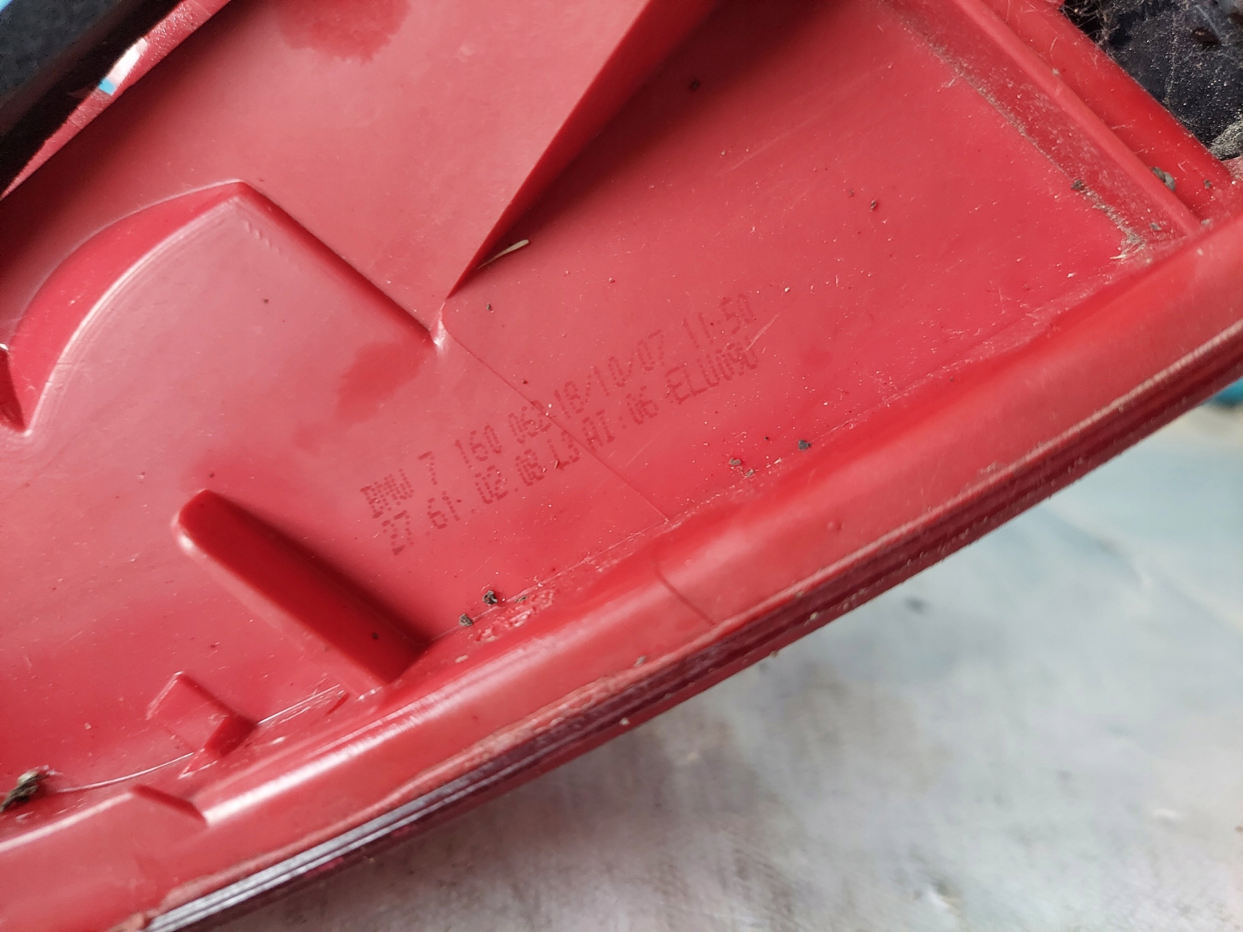 light BMW E91 7160062 right rear part