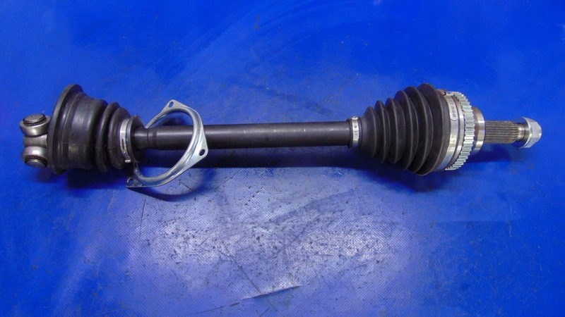 semi-axis left short. 2.2D LAND ROVER RANGE EVOQUE and L538 11-18R