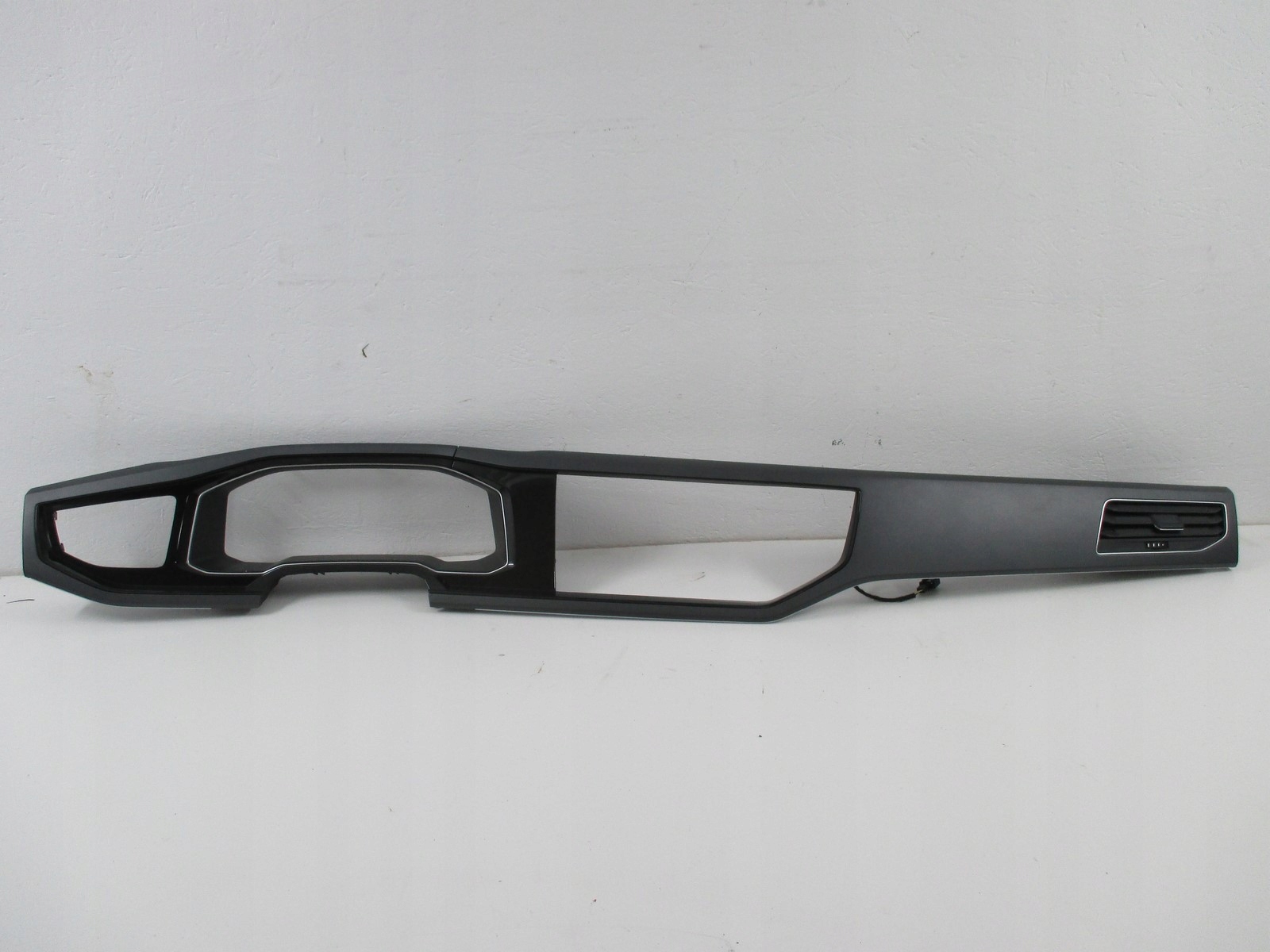 DEKOR frame VW TAIGO 2G7 2G1819704 2G1858417AS