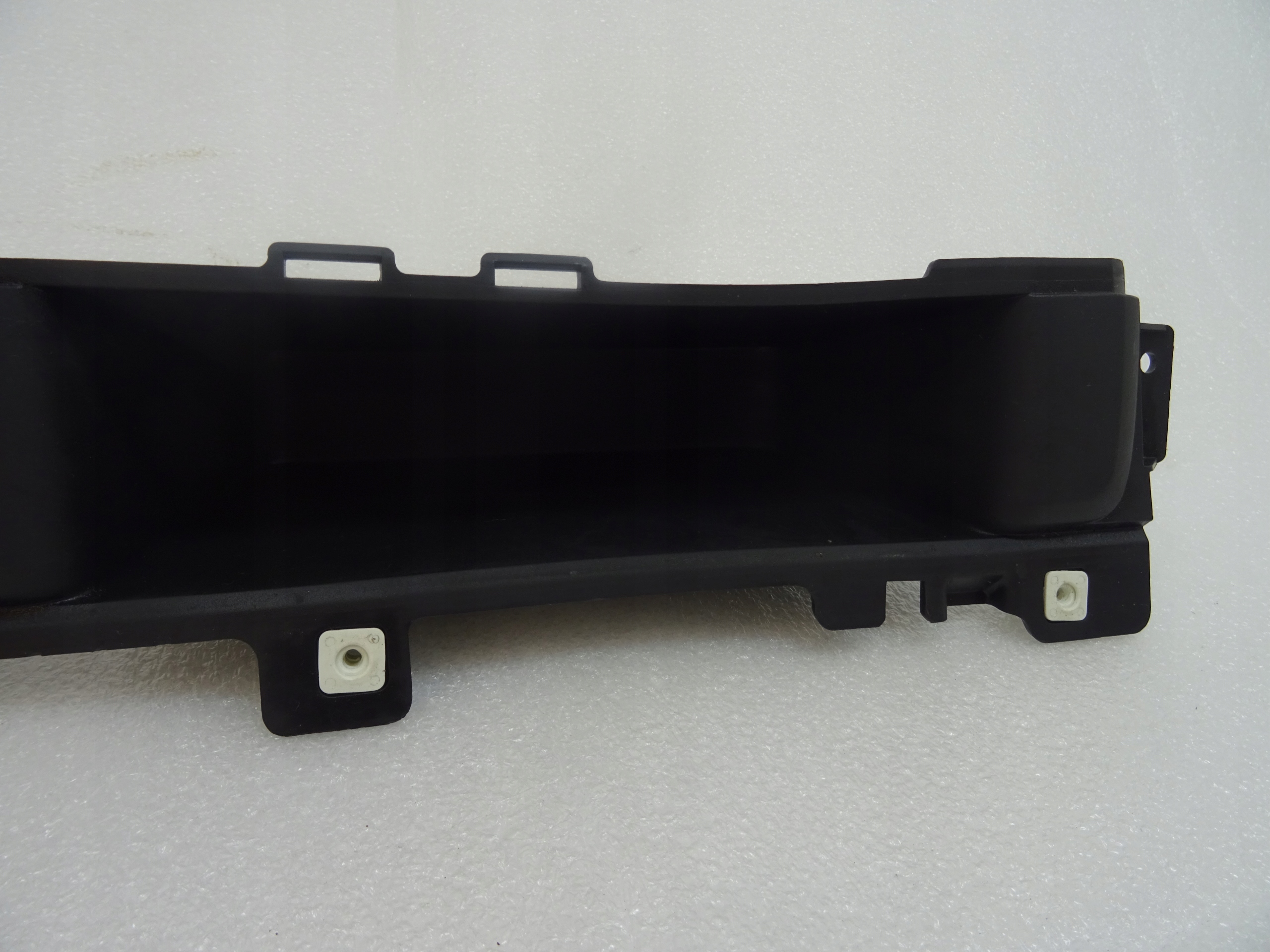 TUNEL ŚRODKOWY TOYOTA PROACE Z USB, 12V 9808683577 9813786077 Producent części Toyota OE