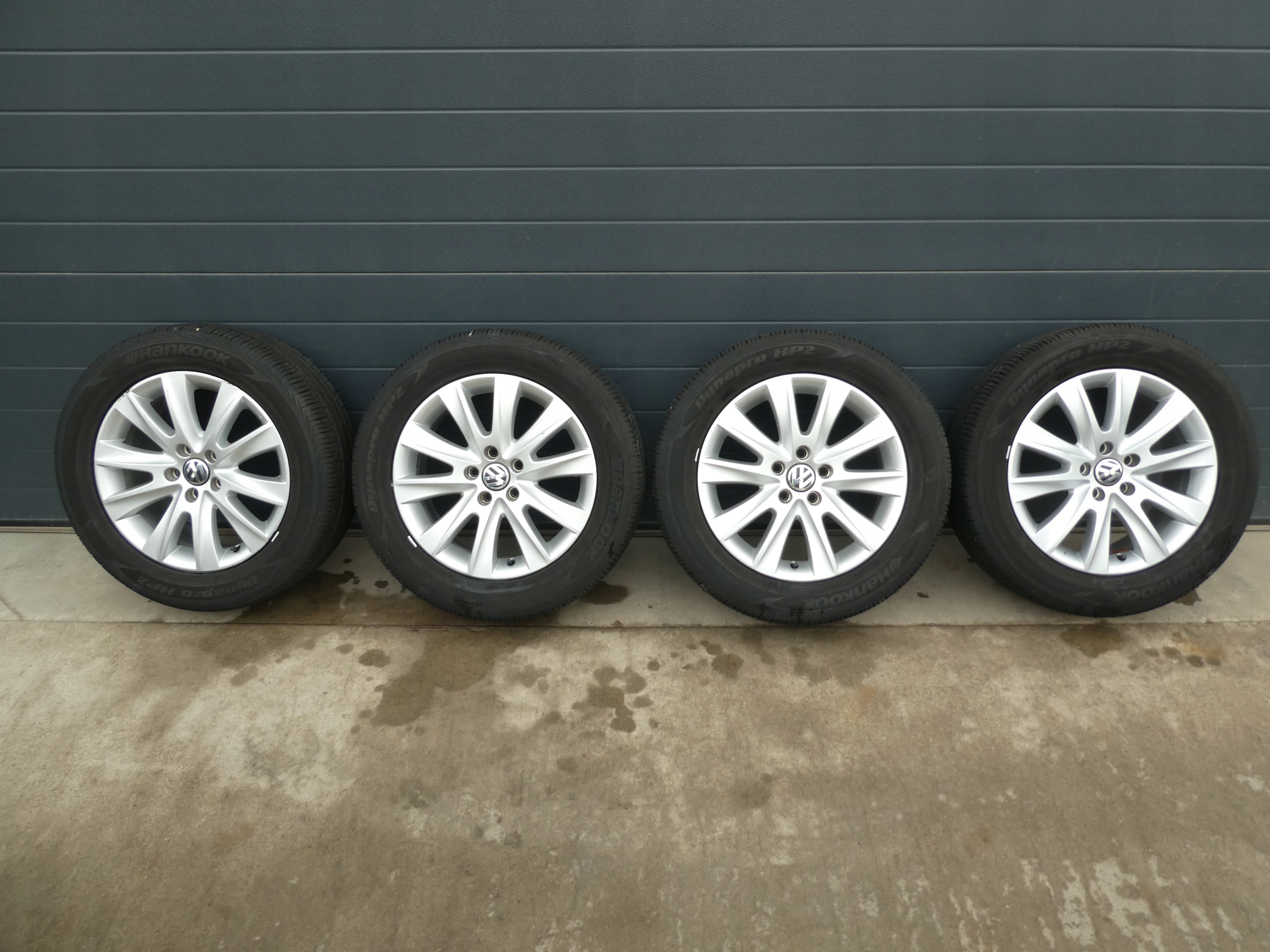 4X wheels discs tyres VW 5N0601025M 2017R