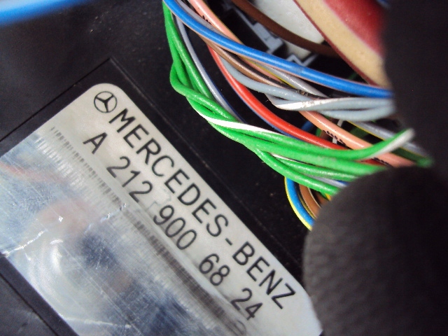 SKRZYNKA MODUŁ SAM MERCEDES E-KLASA W212 09-16 Jakość części (zgodnie z GVO) O - oryginał z logo producenta pojazdu (OE)