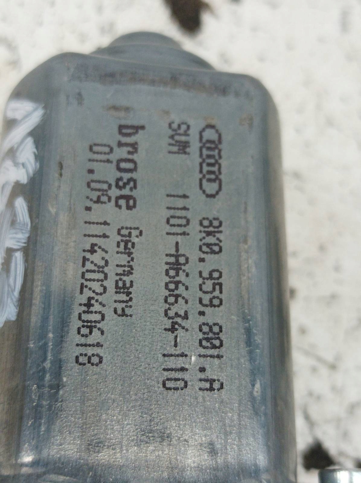 mechanism windows left front EU 8K0959801A Audi A4 IV (2008-2015) B8