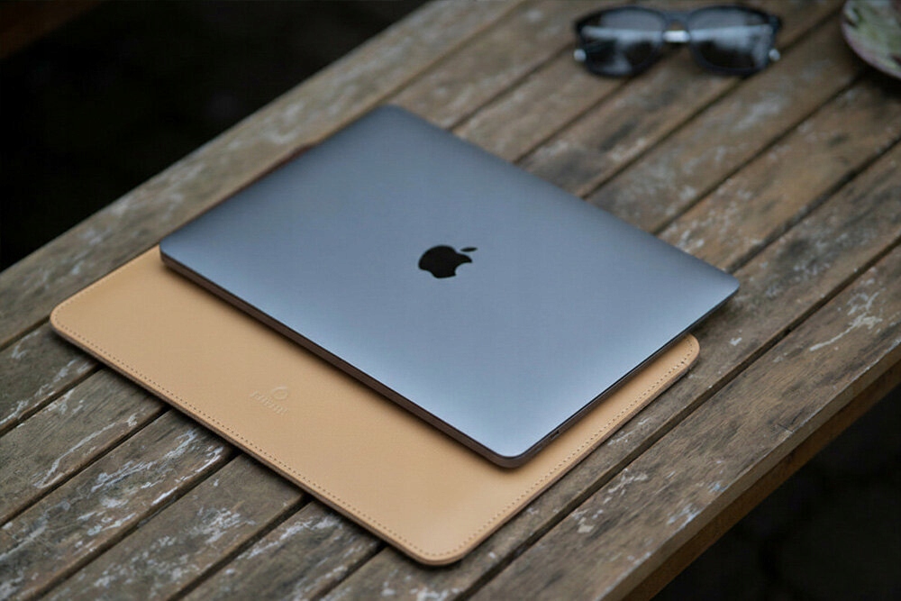 BALTAN Etui skórzane z zamkiem do MacBooka Air 15" M5 beżowe — 8