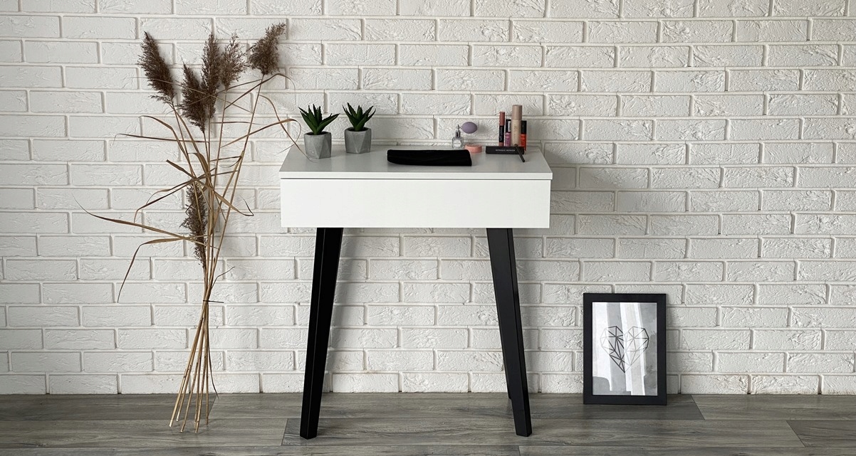 TOALETKA LENA BIAŁA DREWNIANE NÓŻKI MAT 75CM Marka Meblano