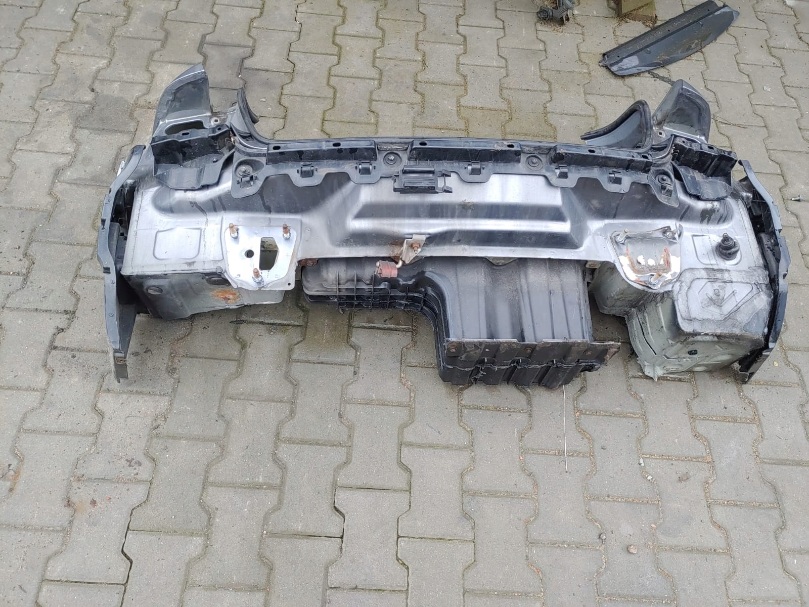 BMW E92 E93 задній ремінь