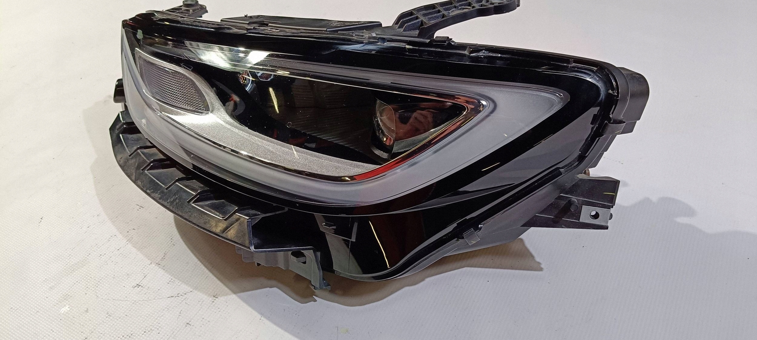 light front front left Full LED Chrysler Pacifica lift 2021