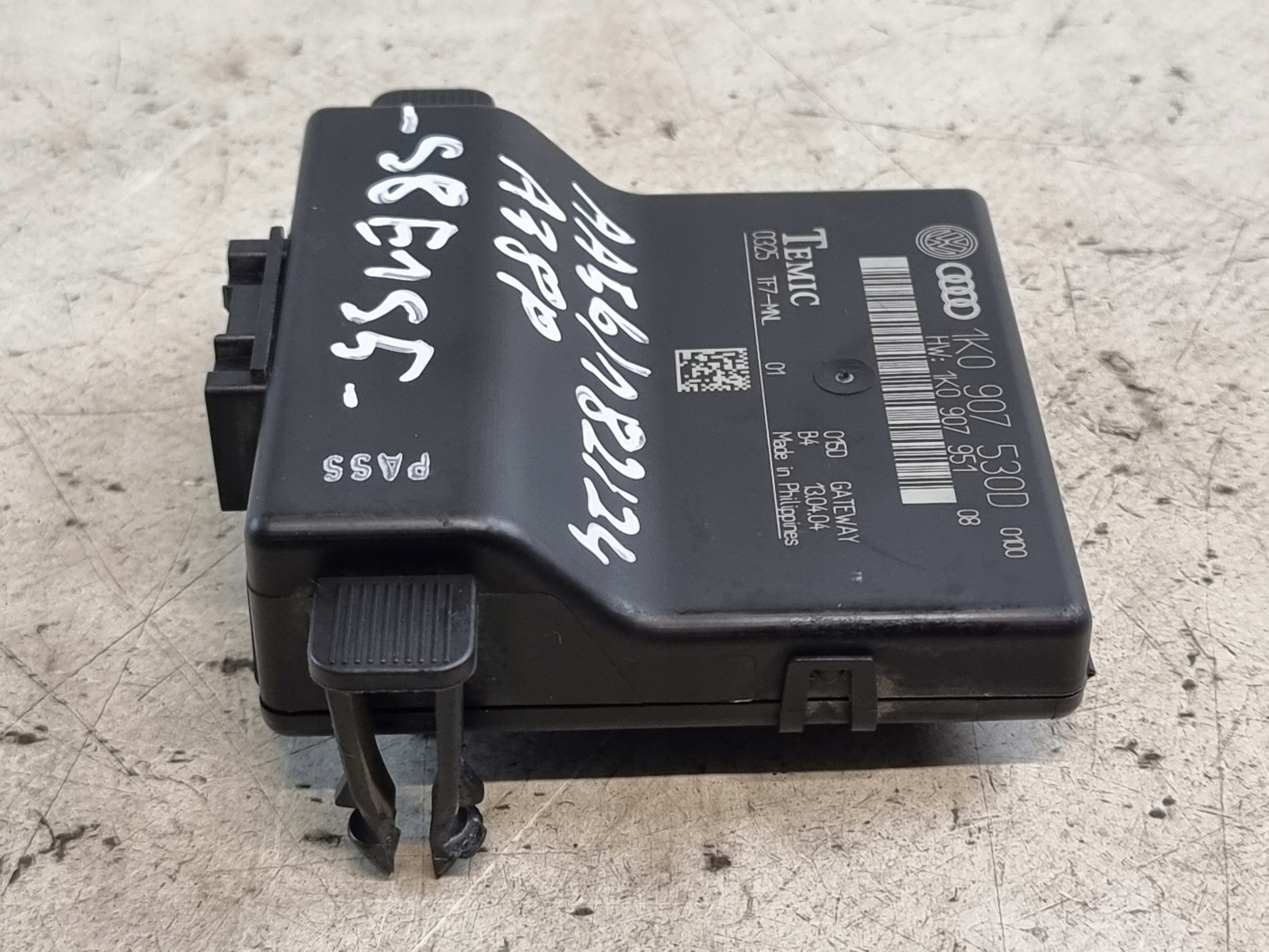 module control unit GATEWAY OE 1K0907530D 1K0907951 AUDI A3 8P 04r