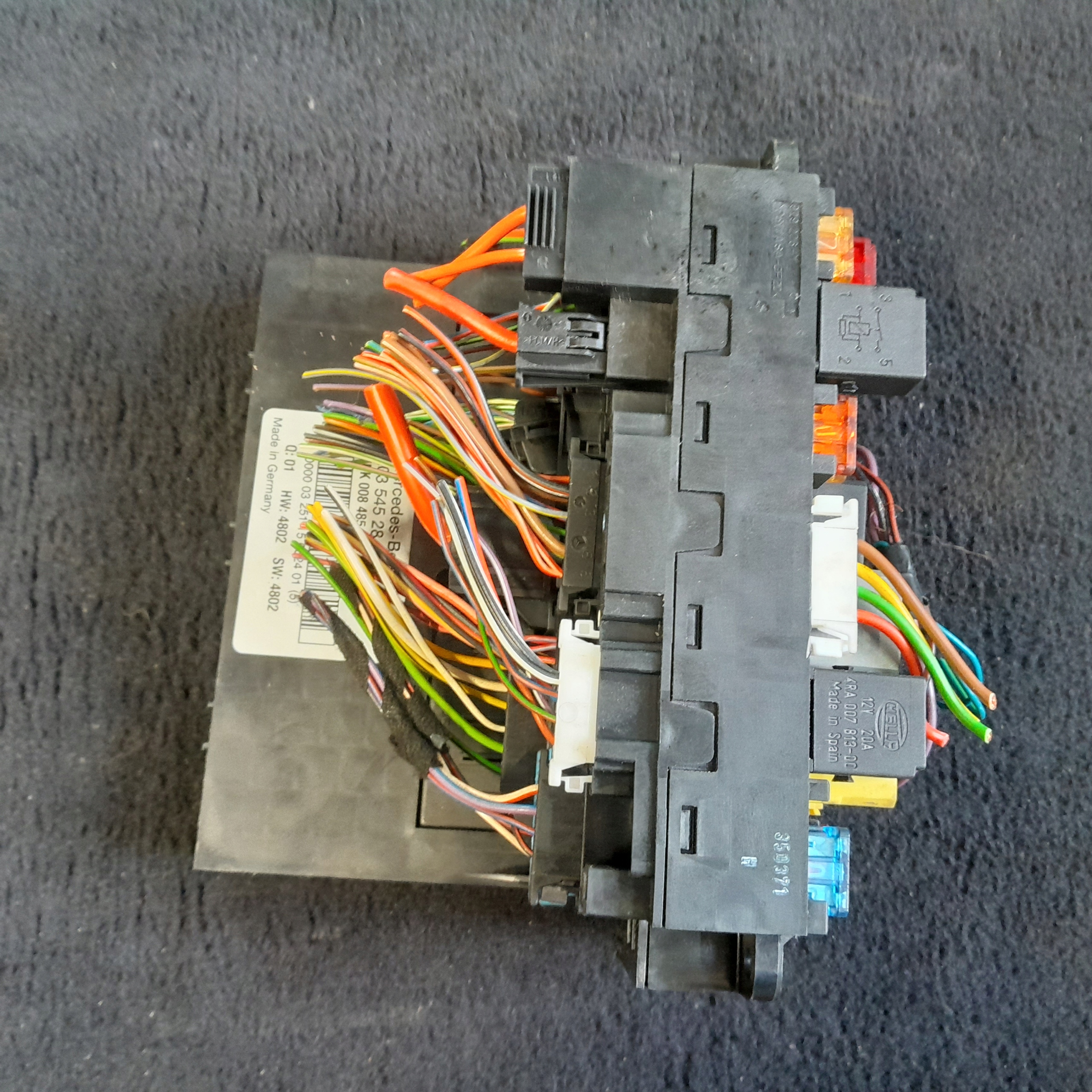 MODUL SAM SKRZYNKA BEZPIECZNIKOW MERCEDES W203 2035452801