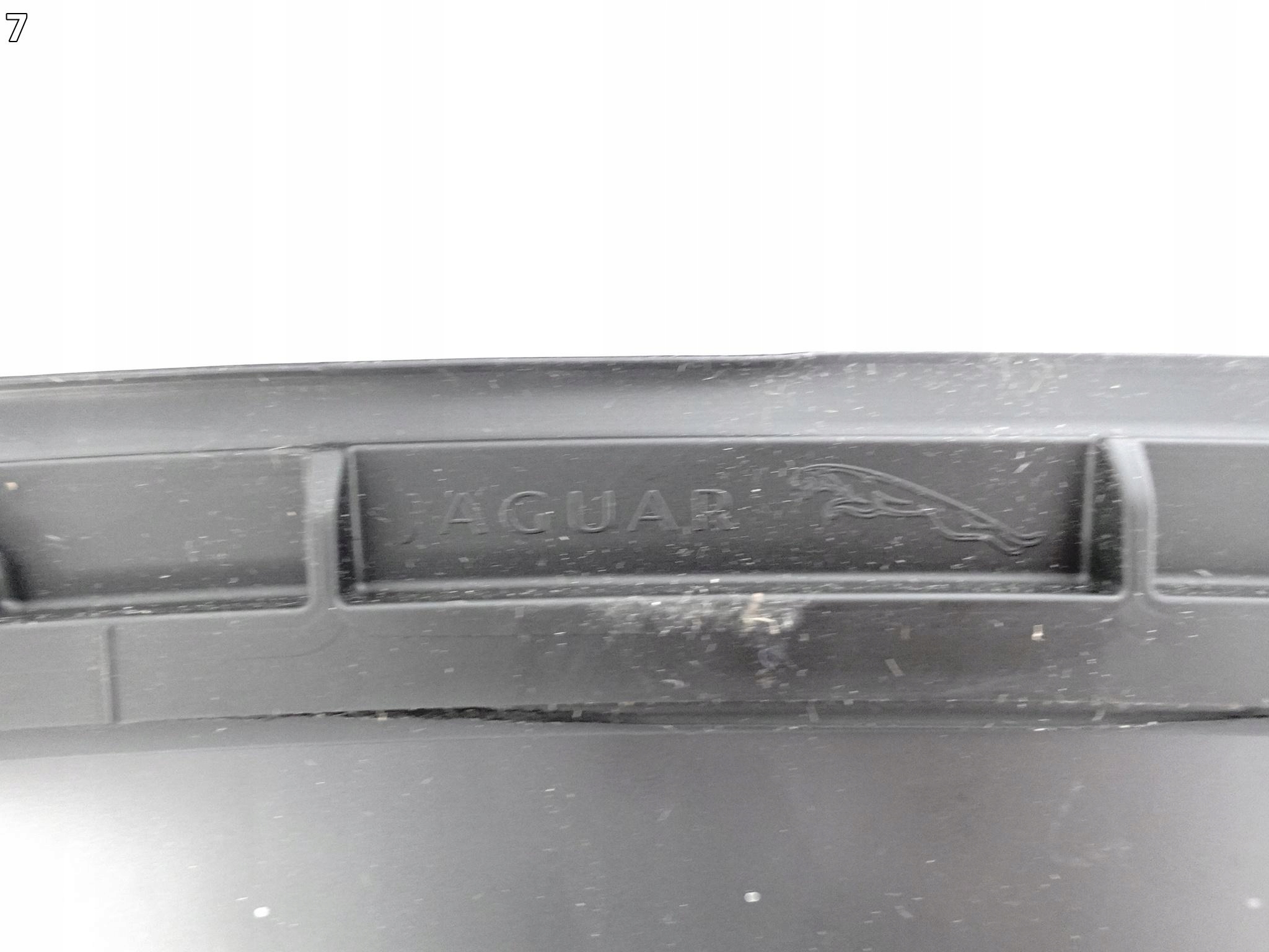 JAGUAR F-PACE X761 16- window side bodywork moulding CHROM right rear part