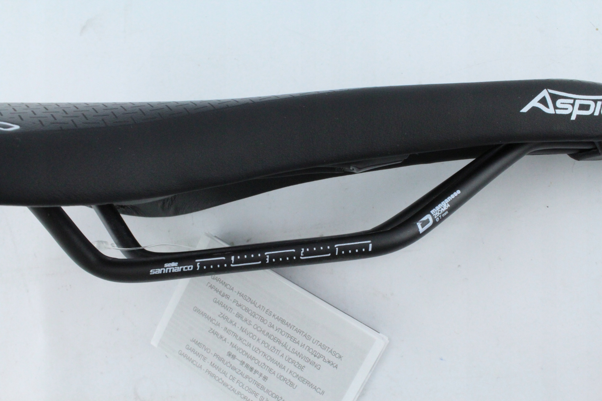 Siodełko SELLE SAN MARCO ASPIDE SUPERCOMFORT OPEN-FIT DYNAMIC WIDE Kolor dominujący czarny