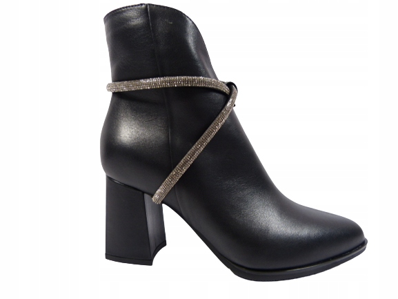 Černé klasické zateplené kotníkové boty se stříbrnou ozdobou a koženými botami Sala 37