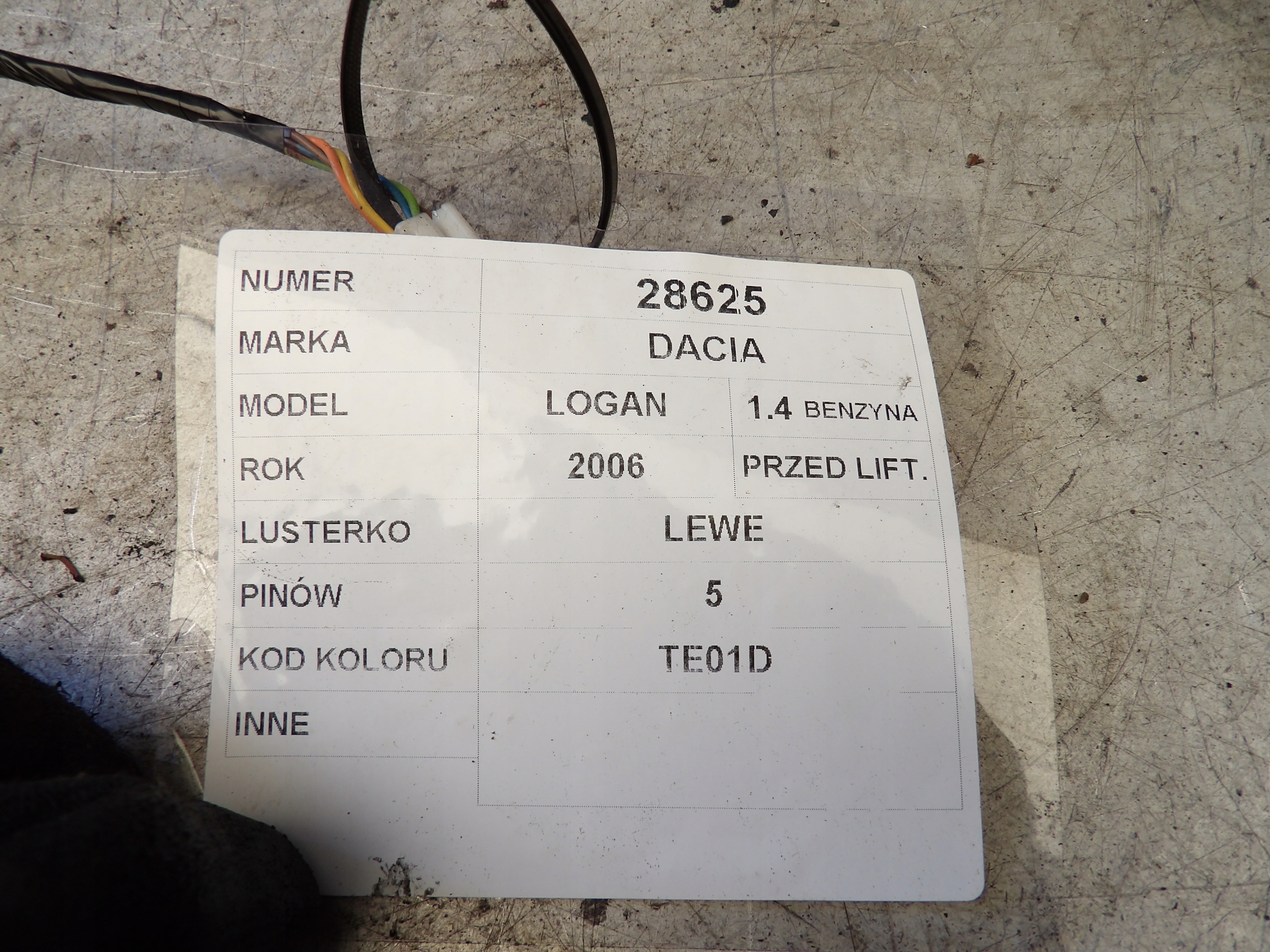 Dacia Logan mirror left
