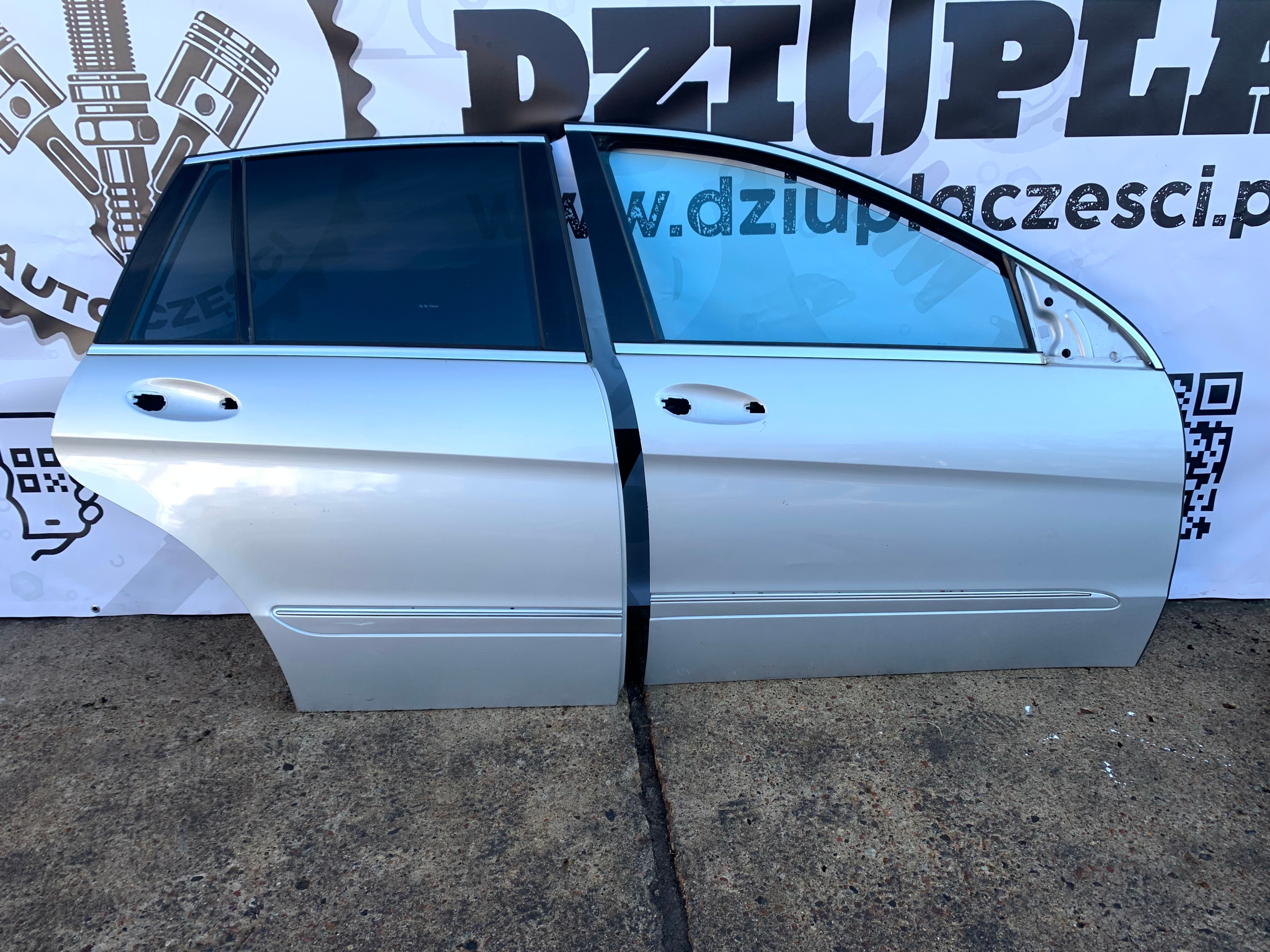 MERCEDES W251 R-KLASA door right front front 775 C775
