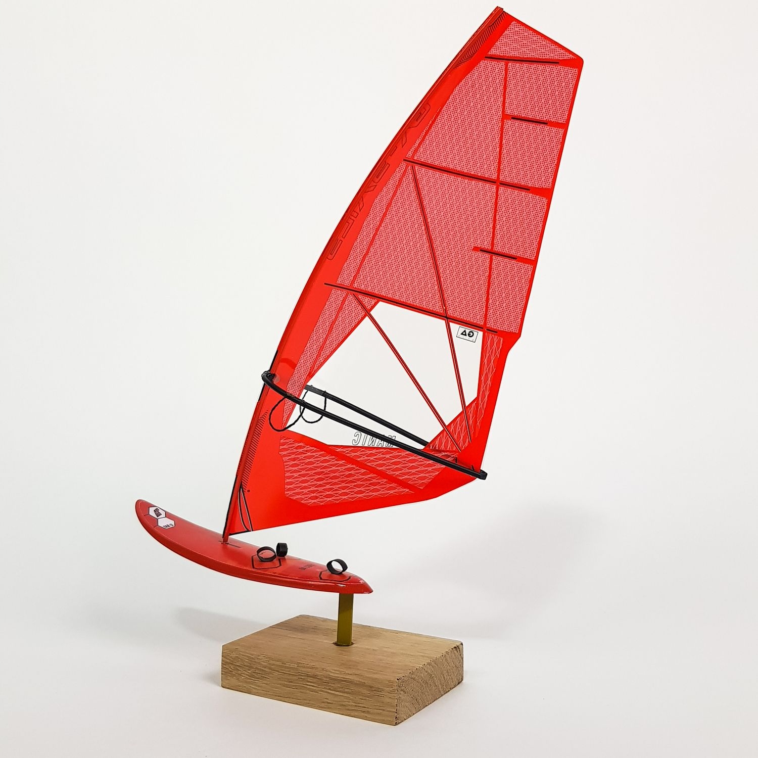 Model Windsurfingowy Tabou DaCurve + GA Manic Red Model Tabou DaCurve + GA Manic Red