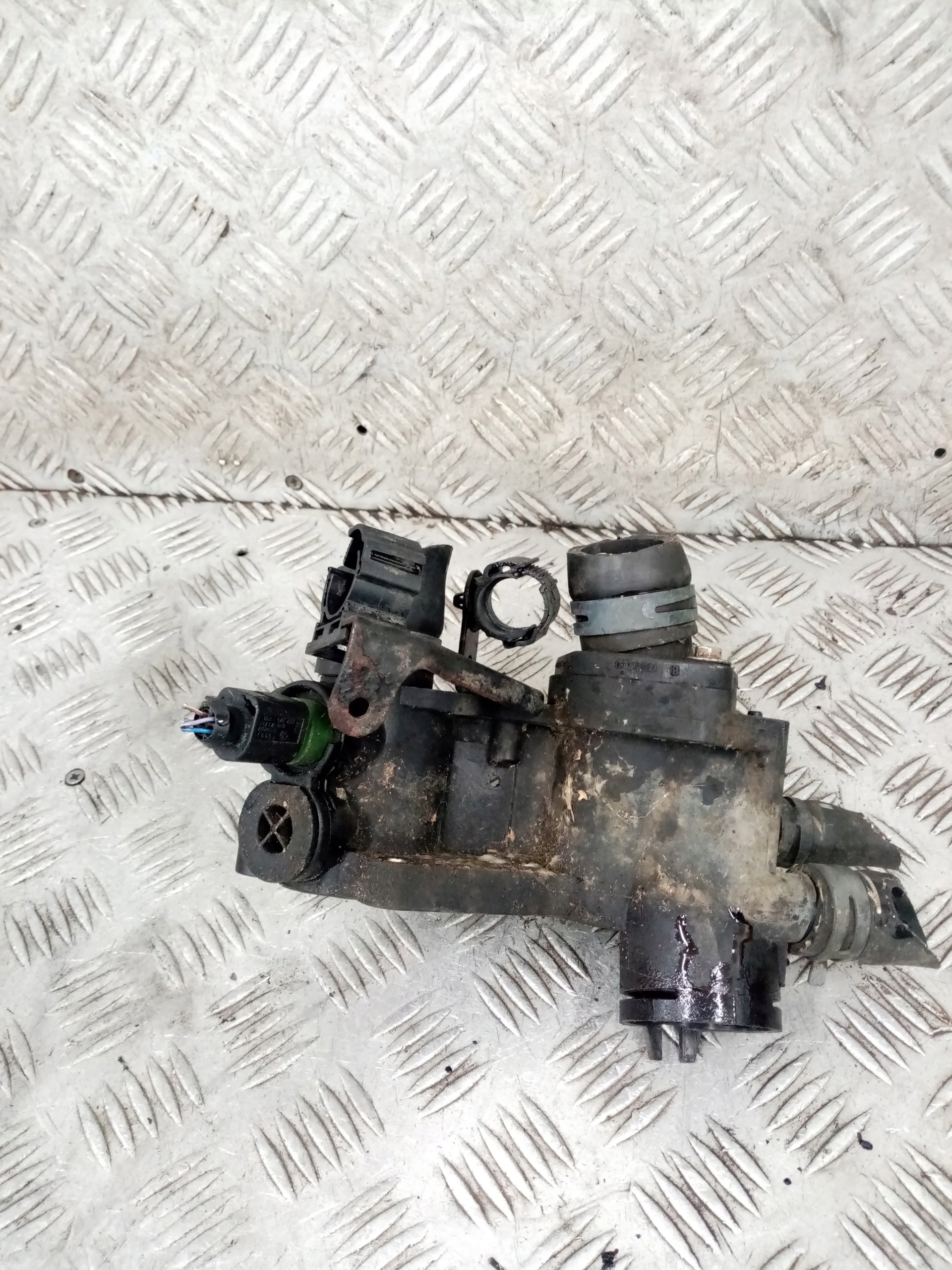 csomag TERMOSTATU VOLKSWAGEN GOLF 4