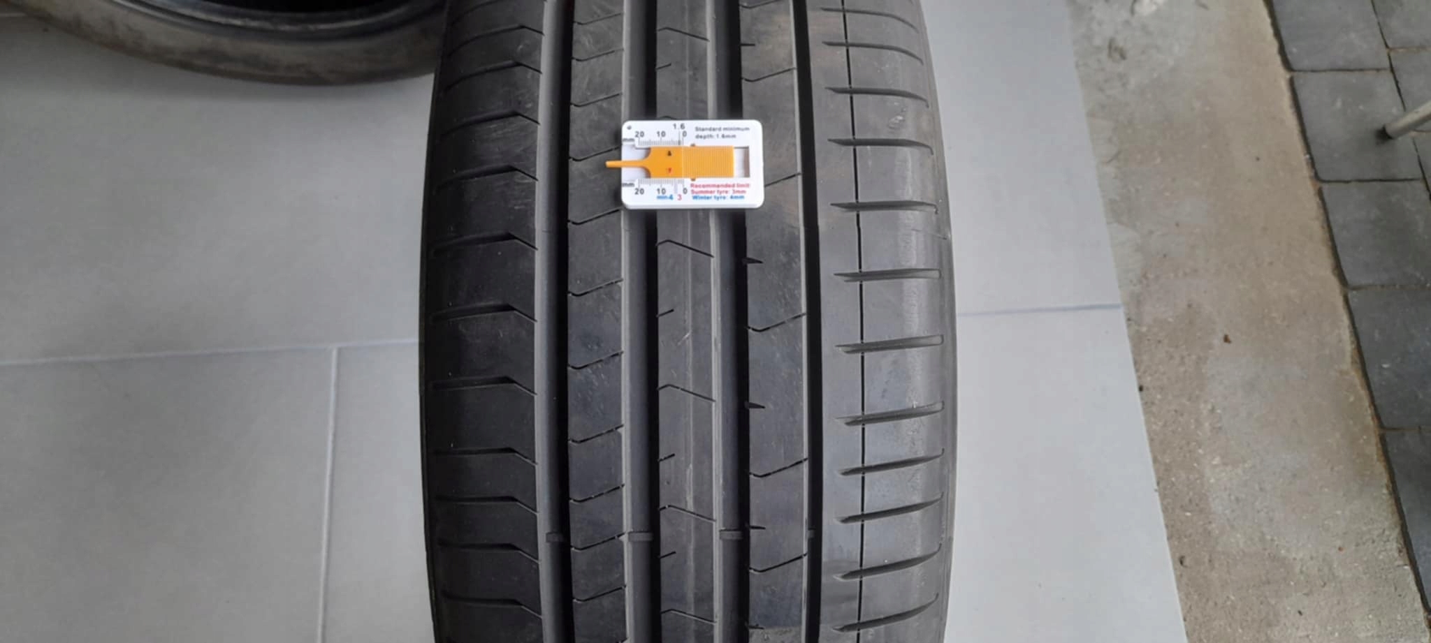 PIRELLI P ZERO 265/35R21 101Y XL 2021
