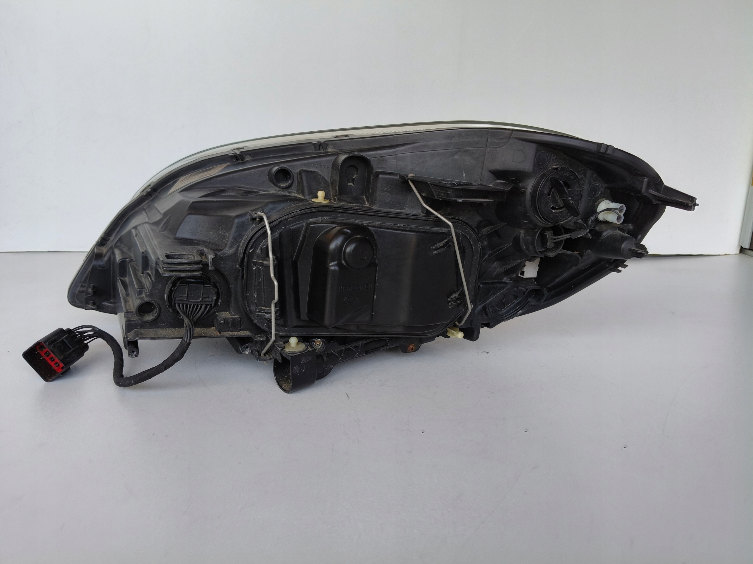 light right REFLEKTOR VOLVO XC60 08- XENON positioning