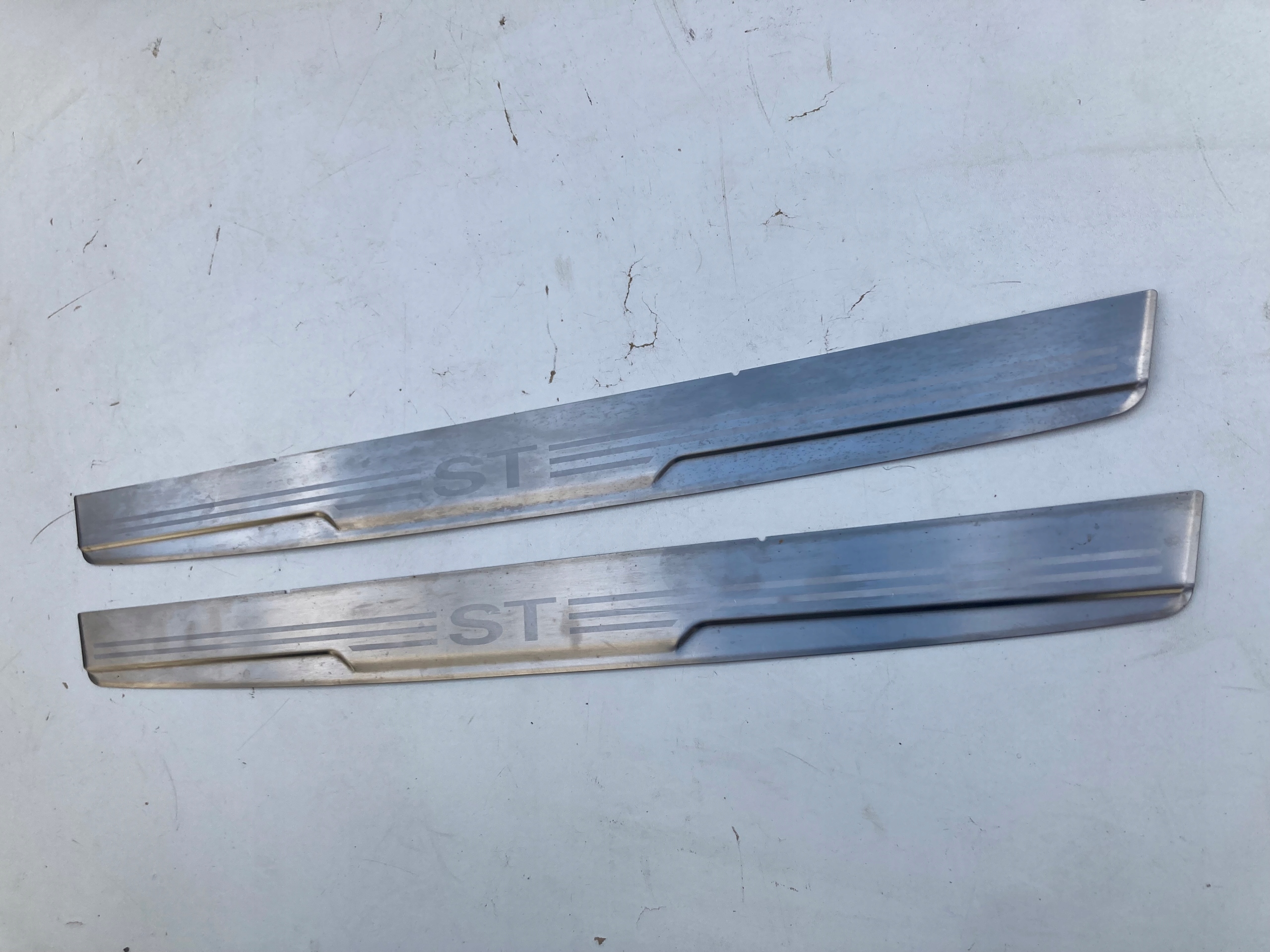 moulding cap threshold left right front Ford MONDEO Mk3 ST 220