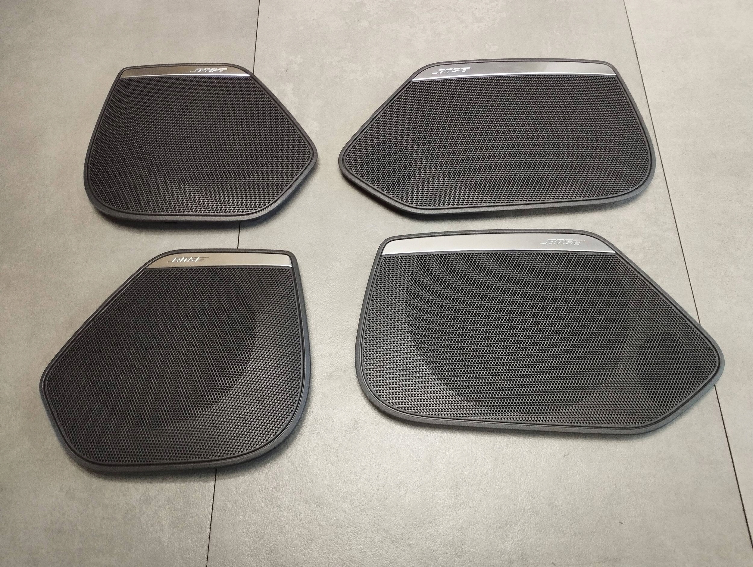 Audi A7 4G speakers running board BOSE amplifier 4G5035223C