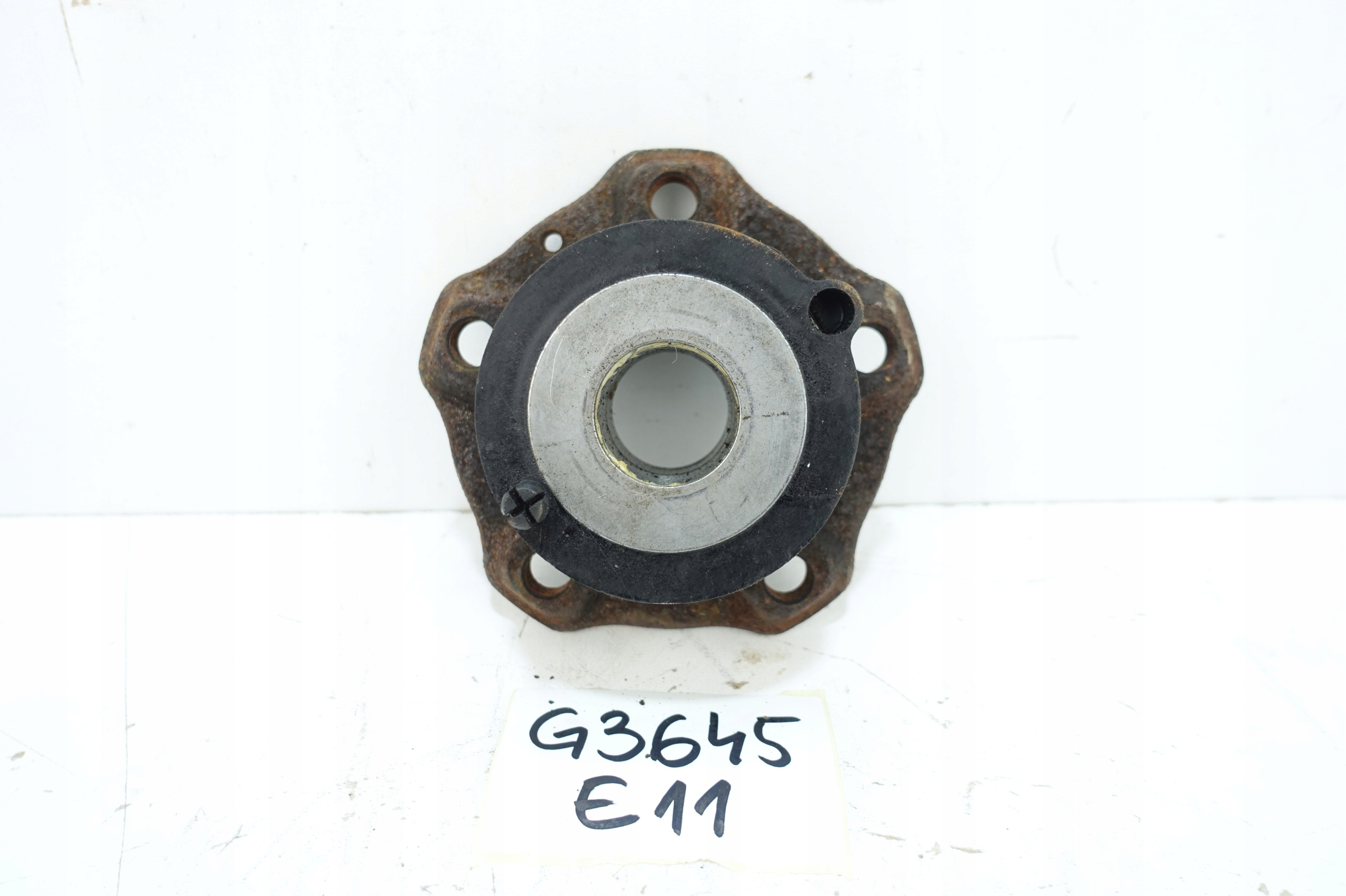 AUDI A4 B9 A5 čepu LOZYSKO kola předek 8W0407613