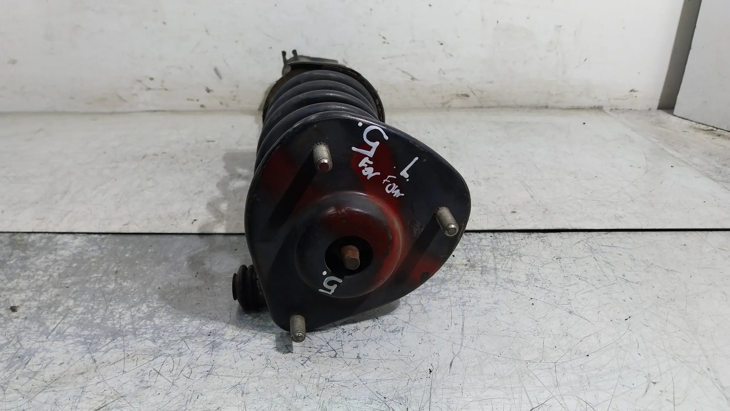 shock absorber front left A4543201330 Smart ForTwo 454