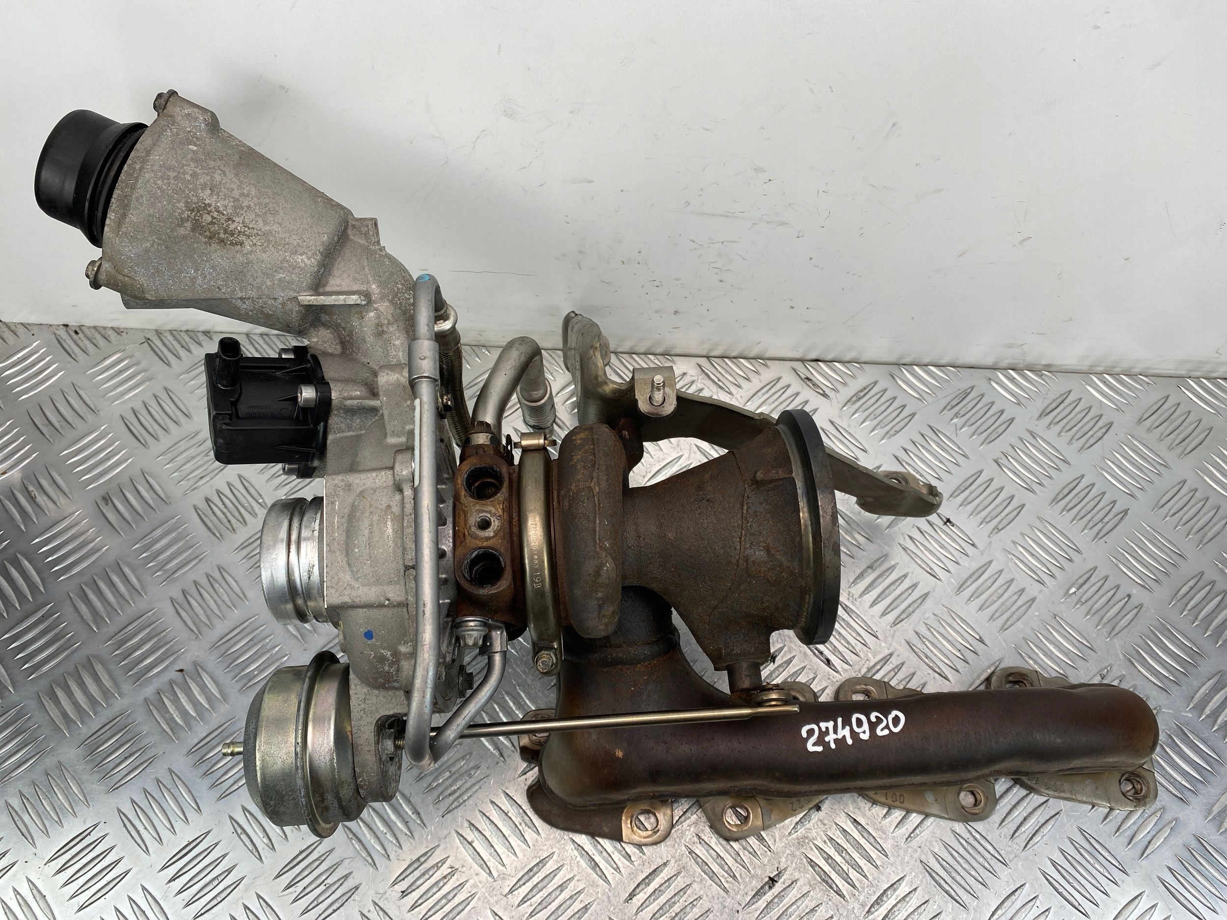 Mercedes C 200 W205 turbo A2740902380