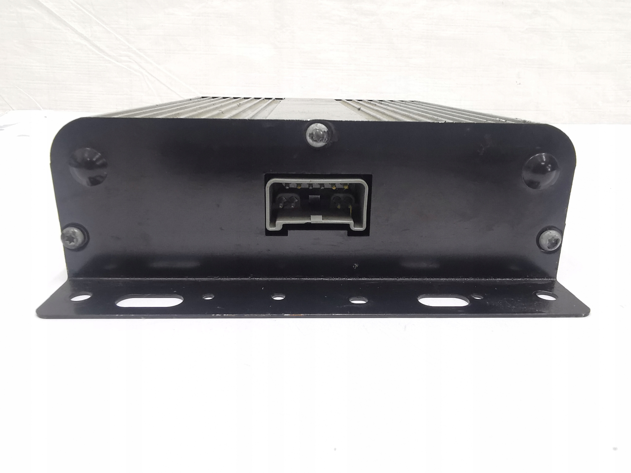amplifier radio FORD MUSTANG 6R3T-18C808-AB
